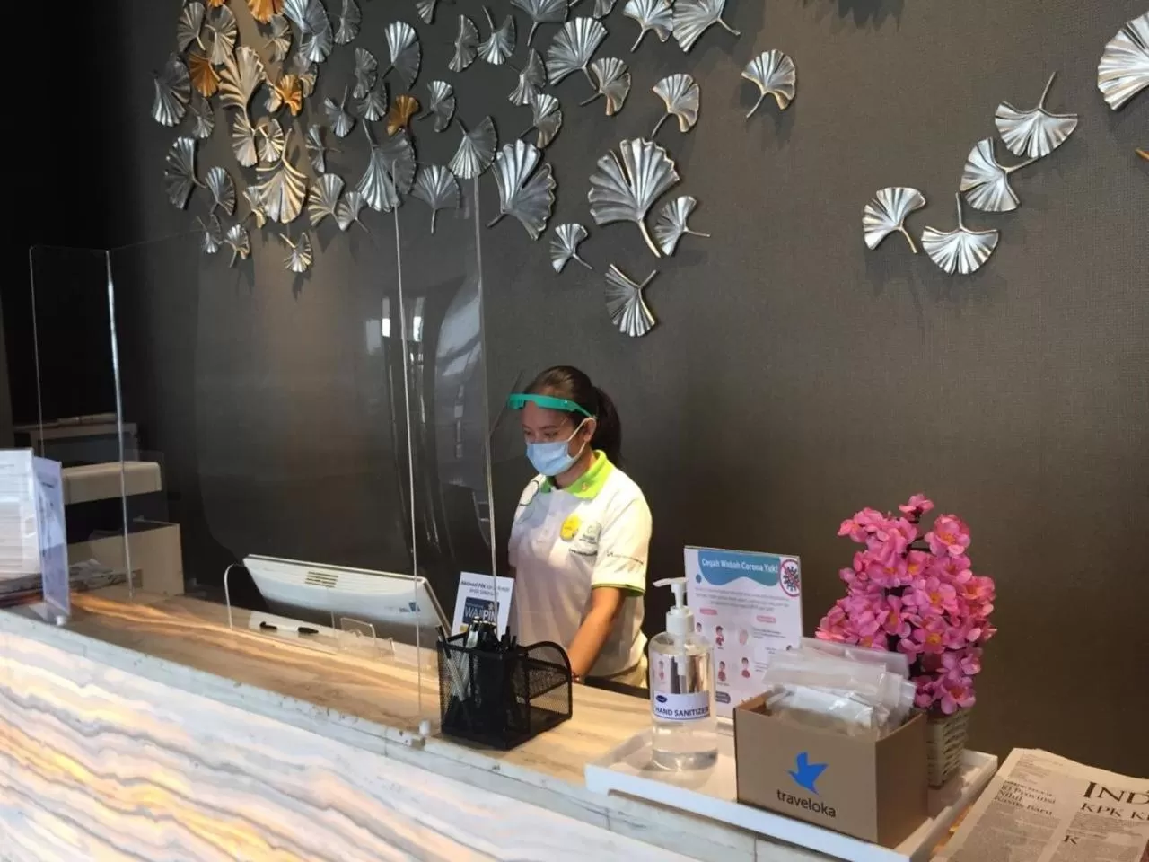 Lobby or reception in Zest Airport Jakarta by Swiss-Belhotel International