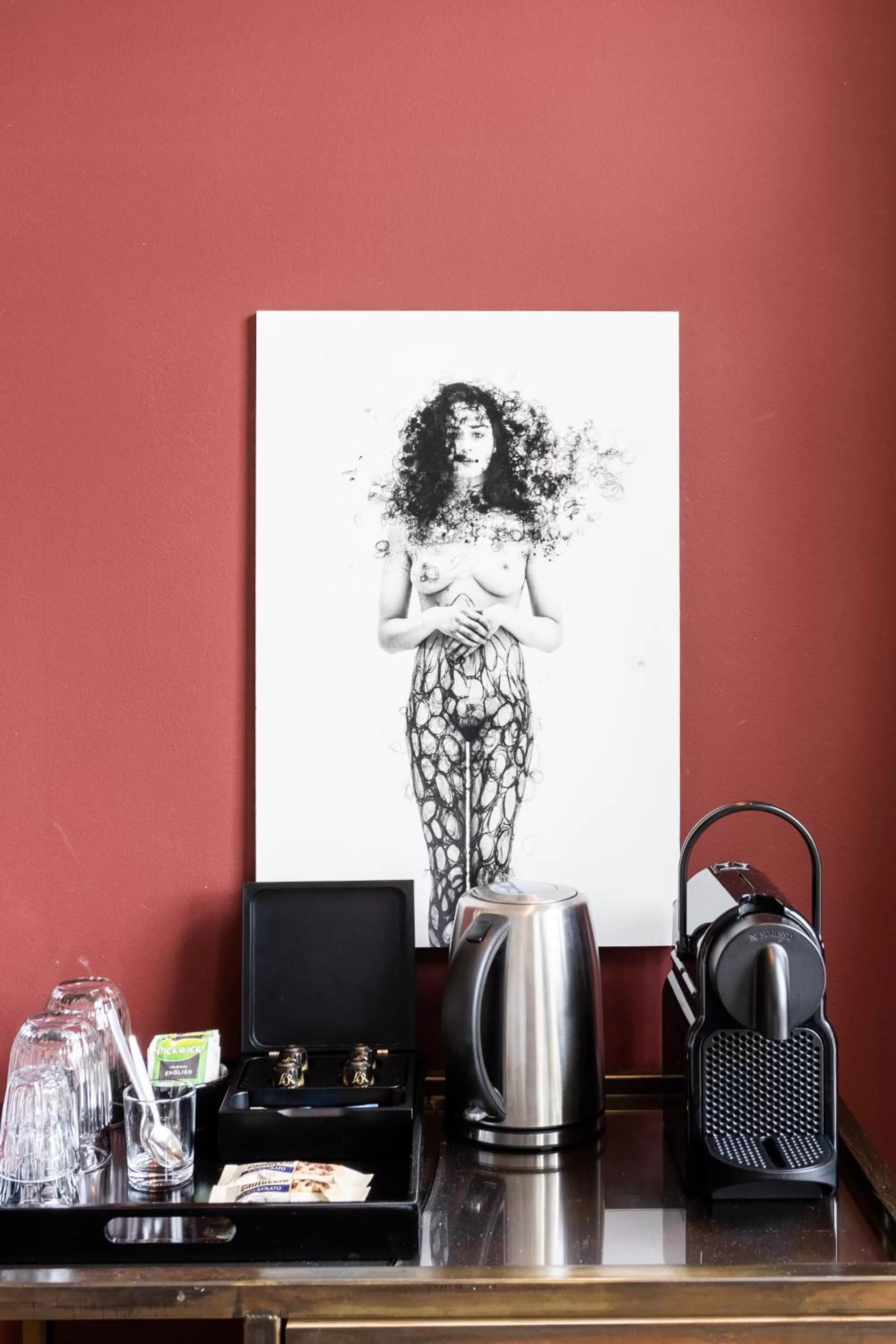 Coffee/tea facilities in Weber Hotel 397