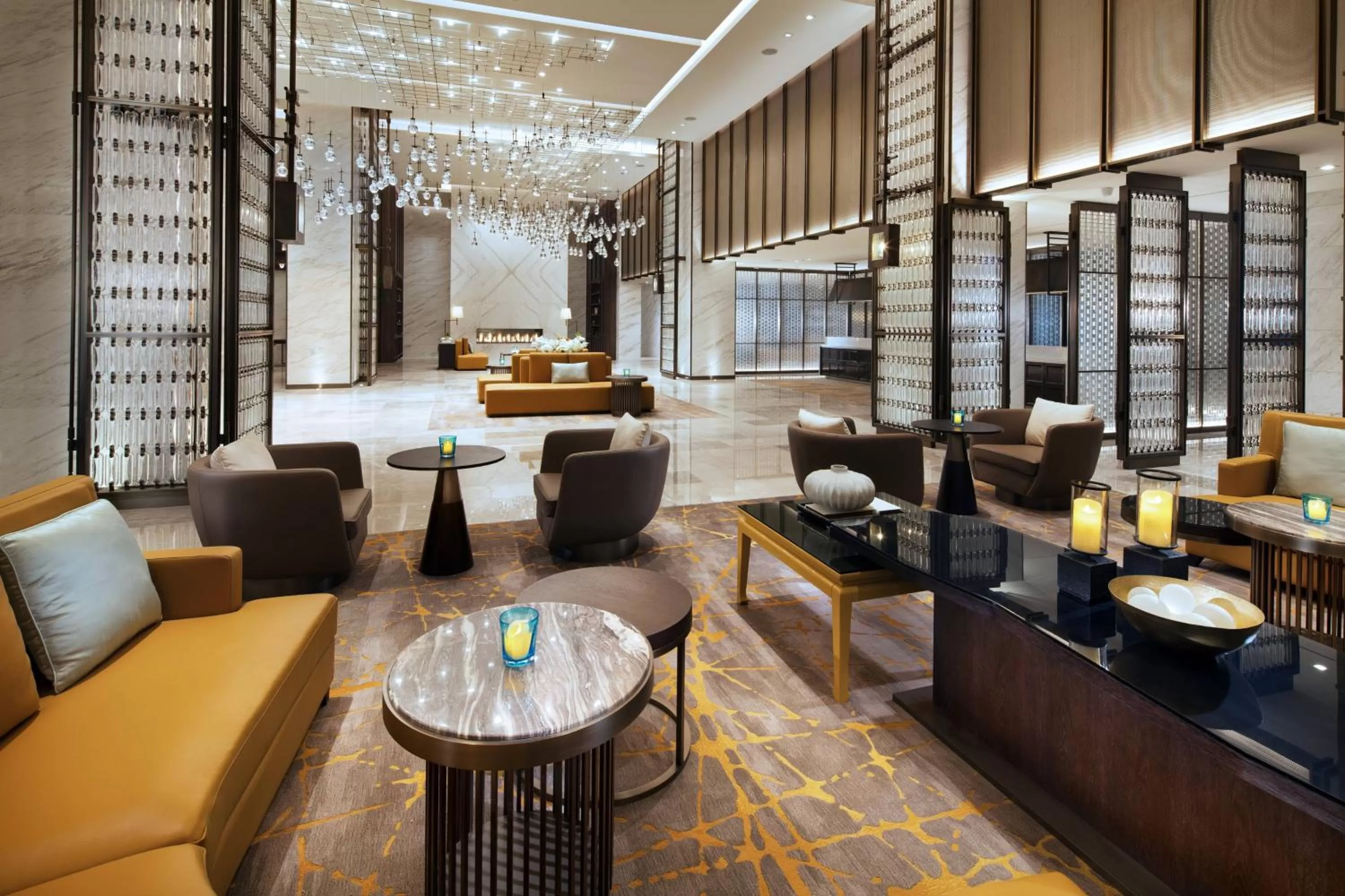 Lobby or reception in Sheraton Los Angeles San Gabriel