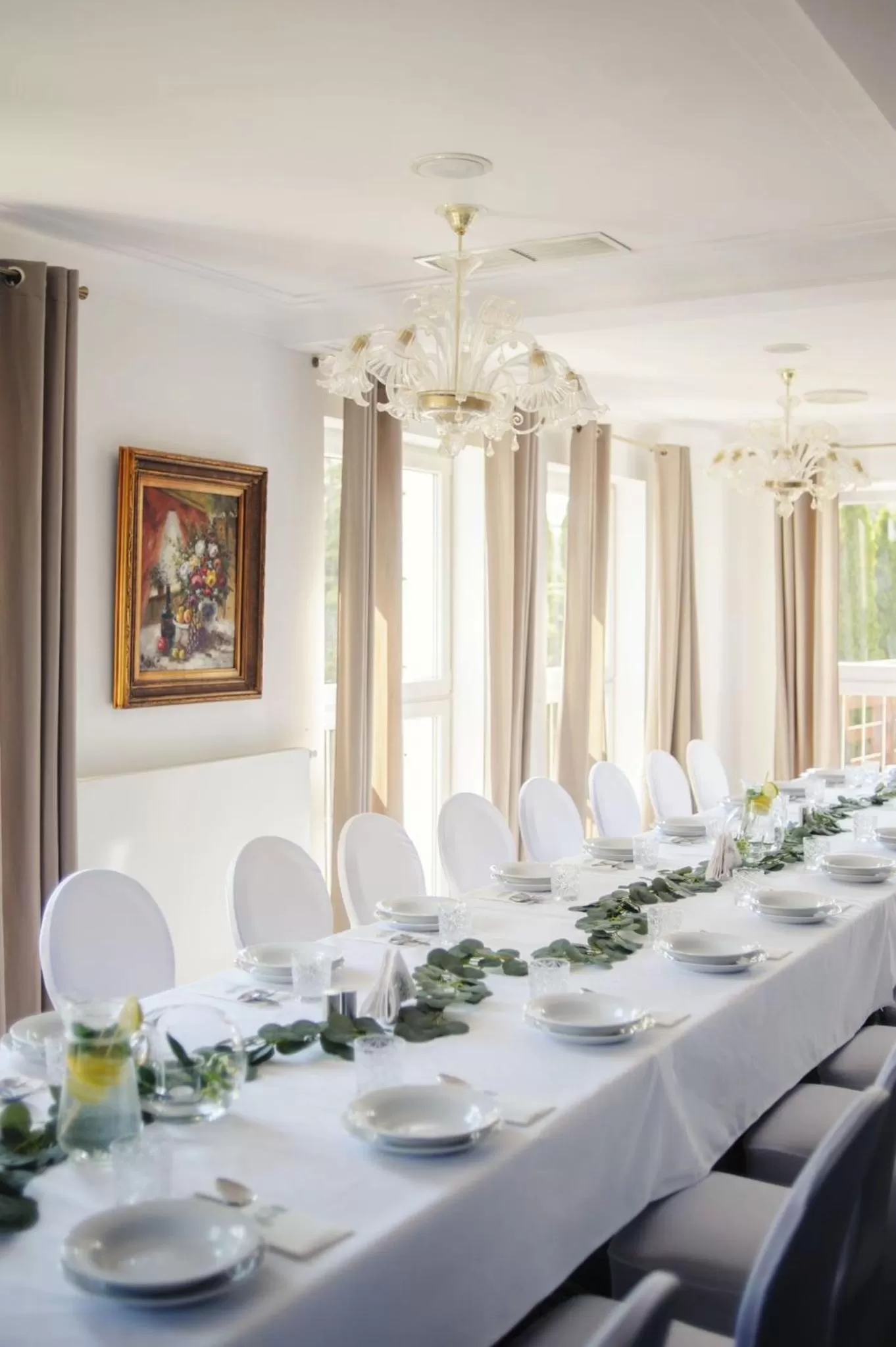 Restaurant/places to eat, Banquet Facilities in Lila Medical SPA