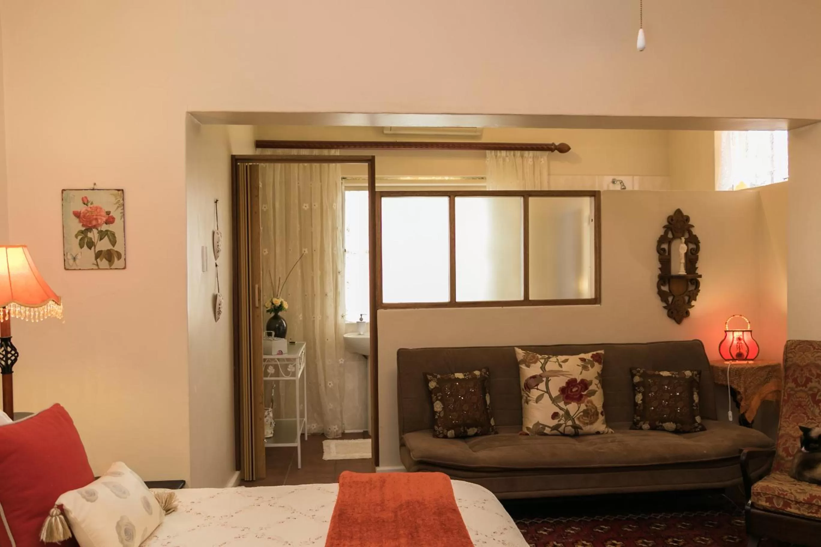 Bedroom, Seating Area in Beau & I