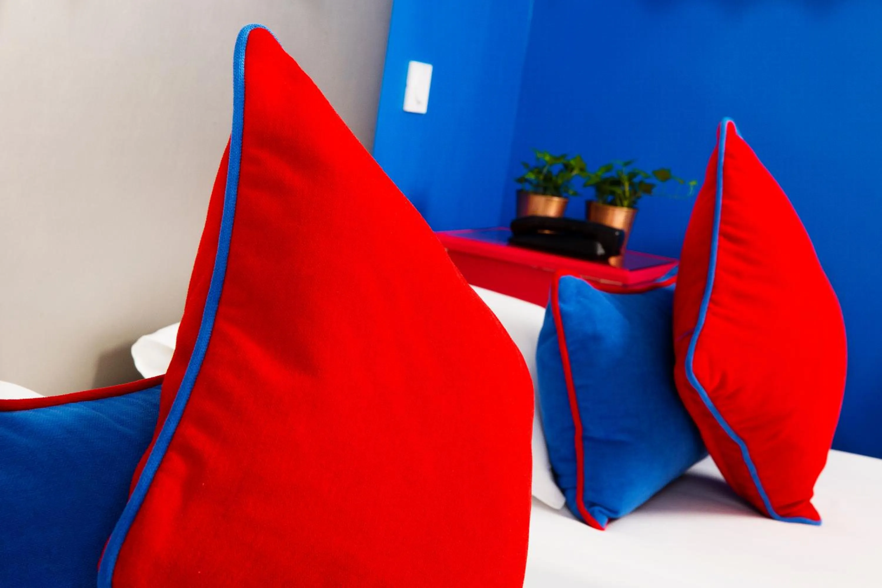 Bedroom in Hôtel Du Mont Dore Batignolles