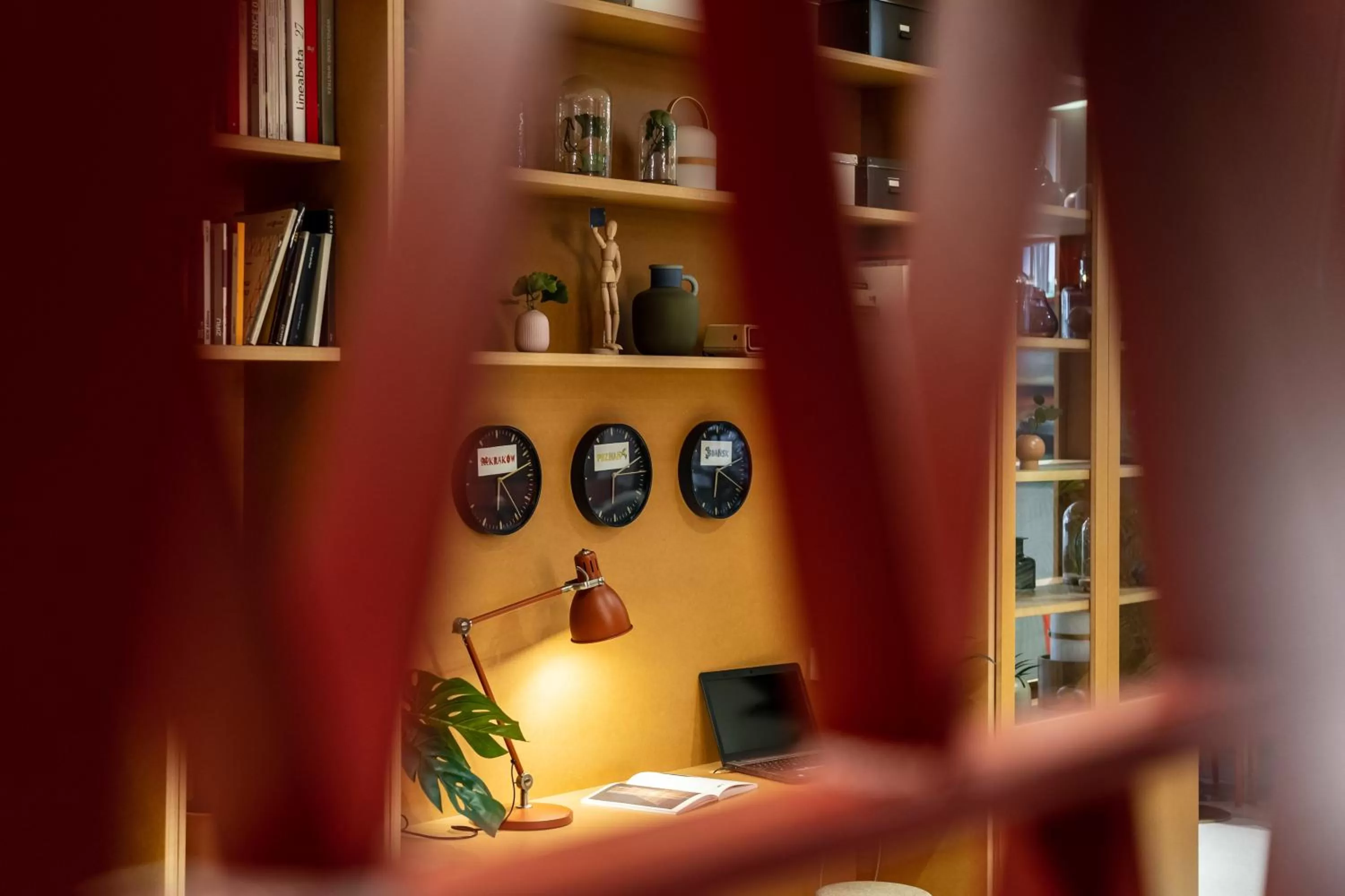 Lobby or reception in Hotel Altus Poznań Old Town - Destigo Hotels