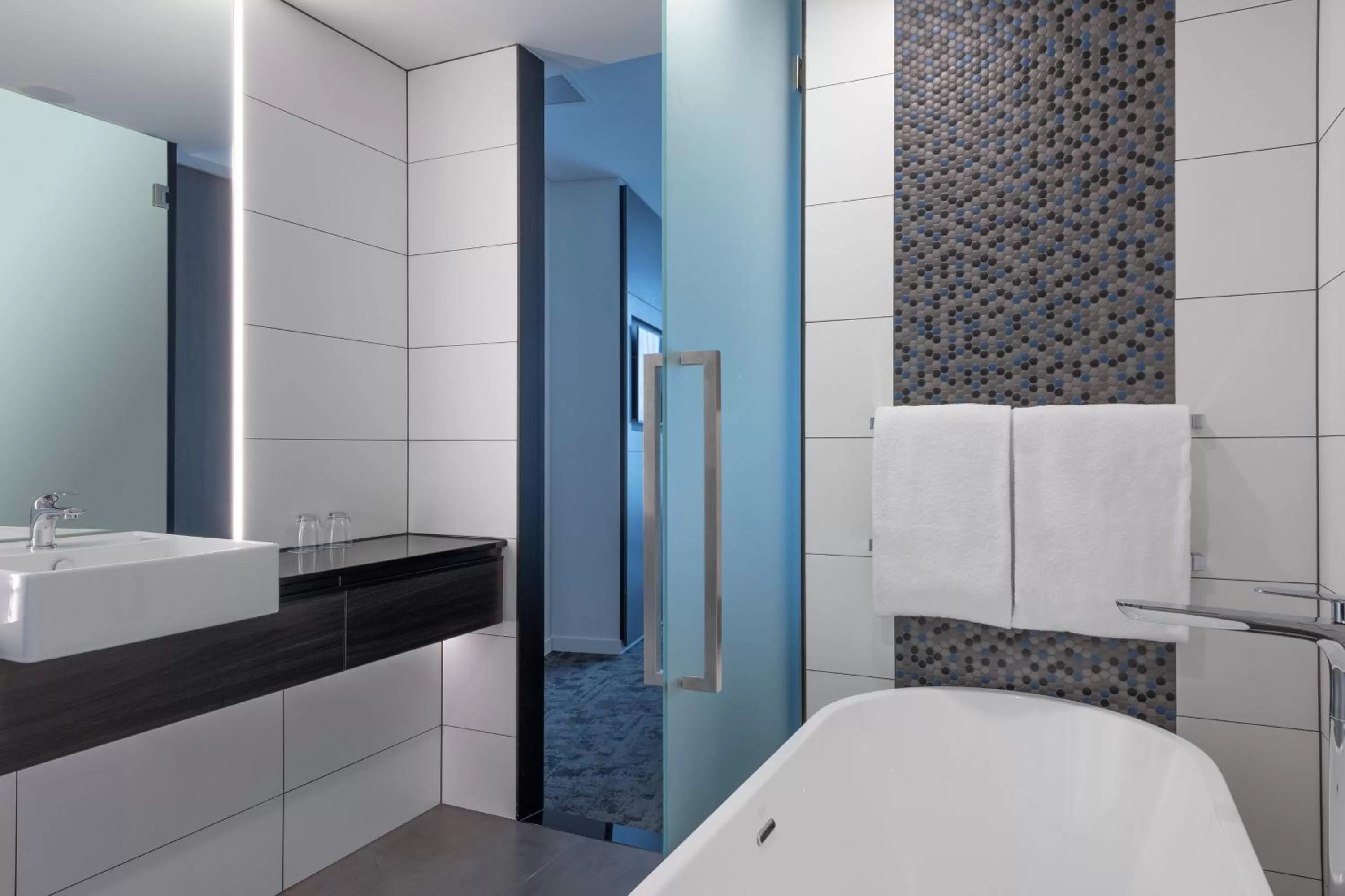 Bathroom in Four Points by Sheraton Auckland