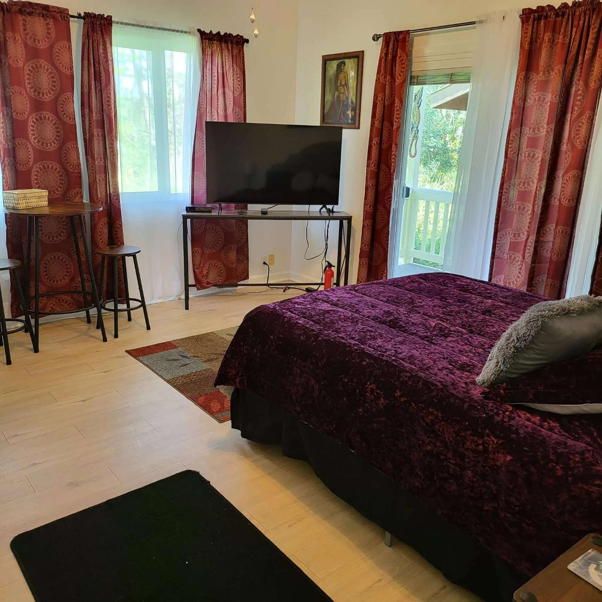 Bed in Hoomaikai Blessings