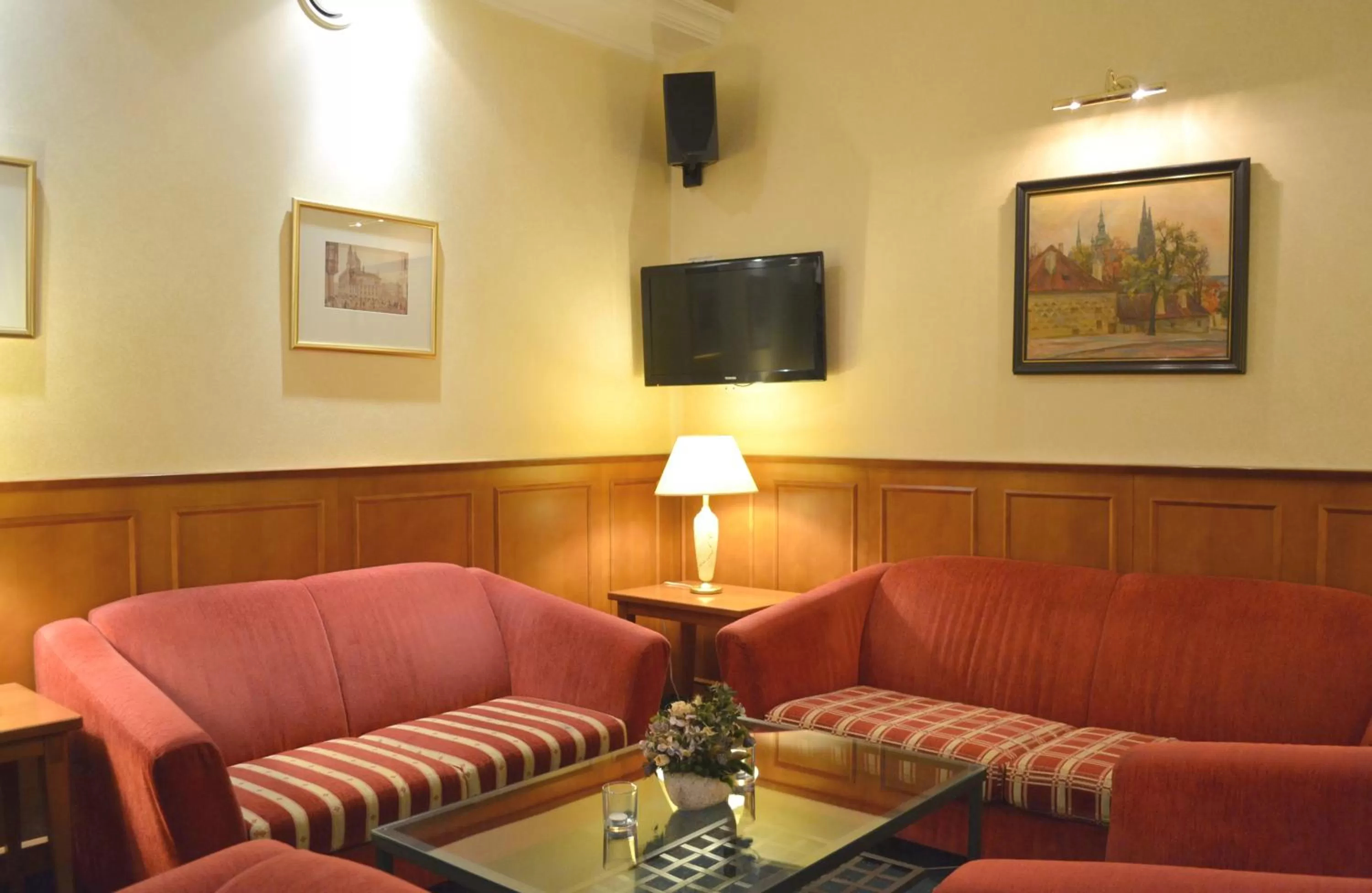 Lounge or bar in Arbes