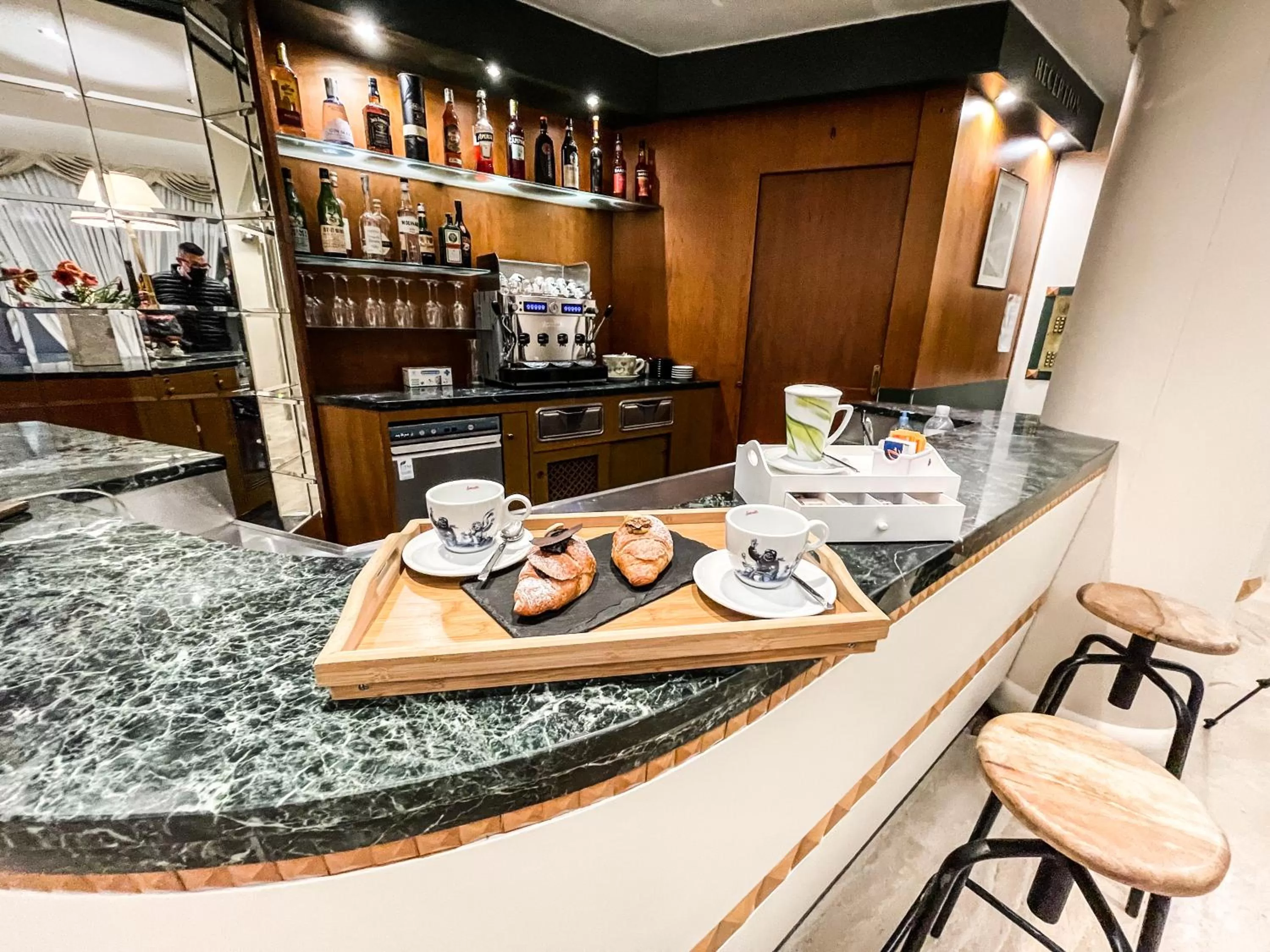 Lounge or bar in Hotel Elefante