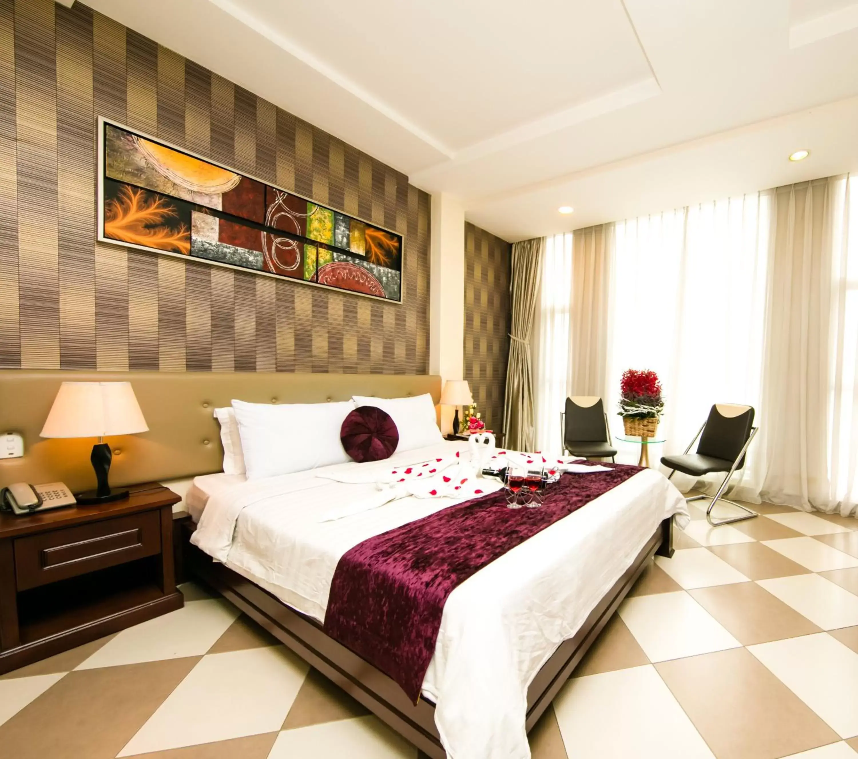 Quy Hung Hotel Central Quy Hung Hotel Central