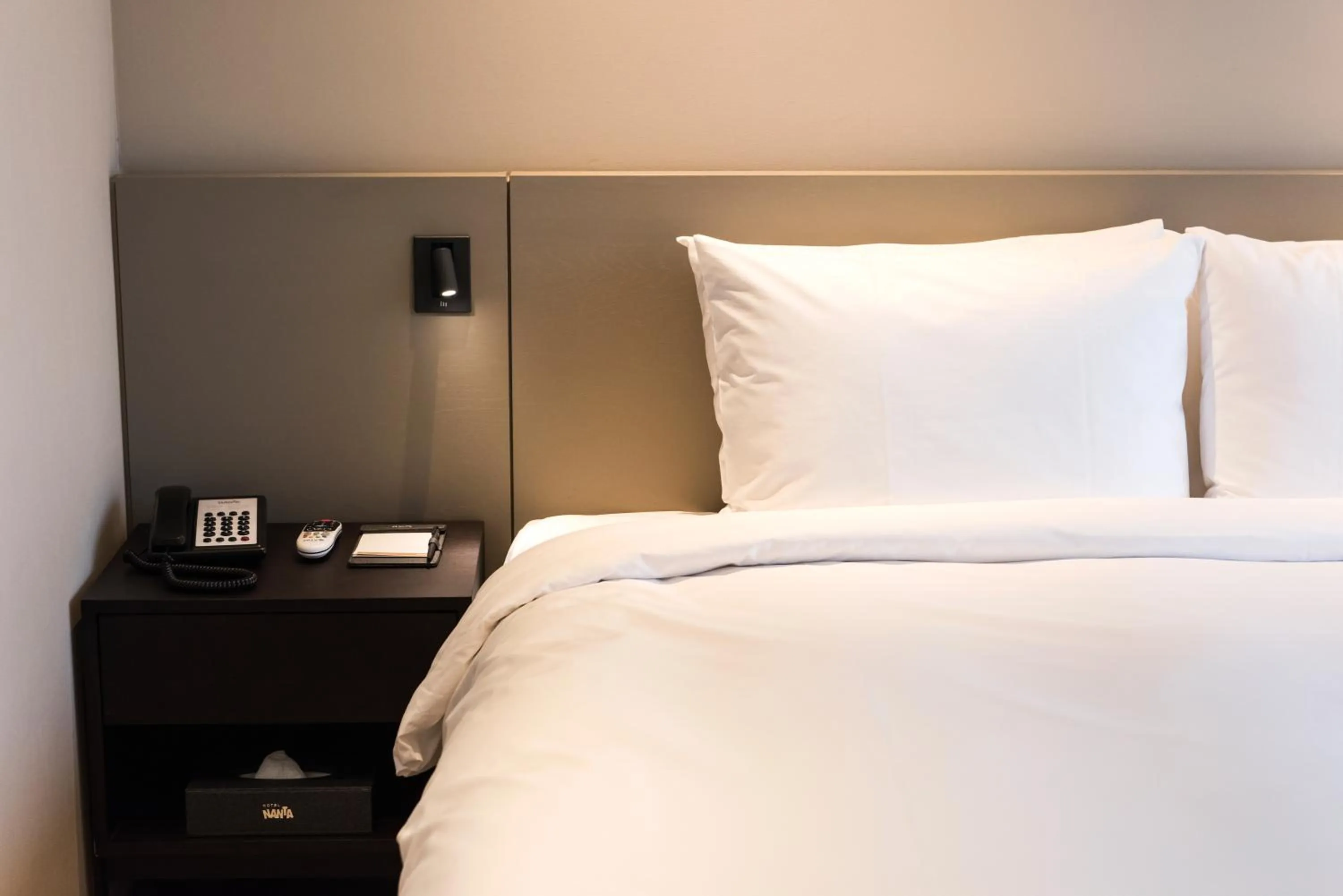 Bedroom, Bed in Hotel Nanta Jeju