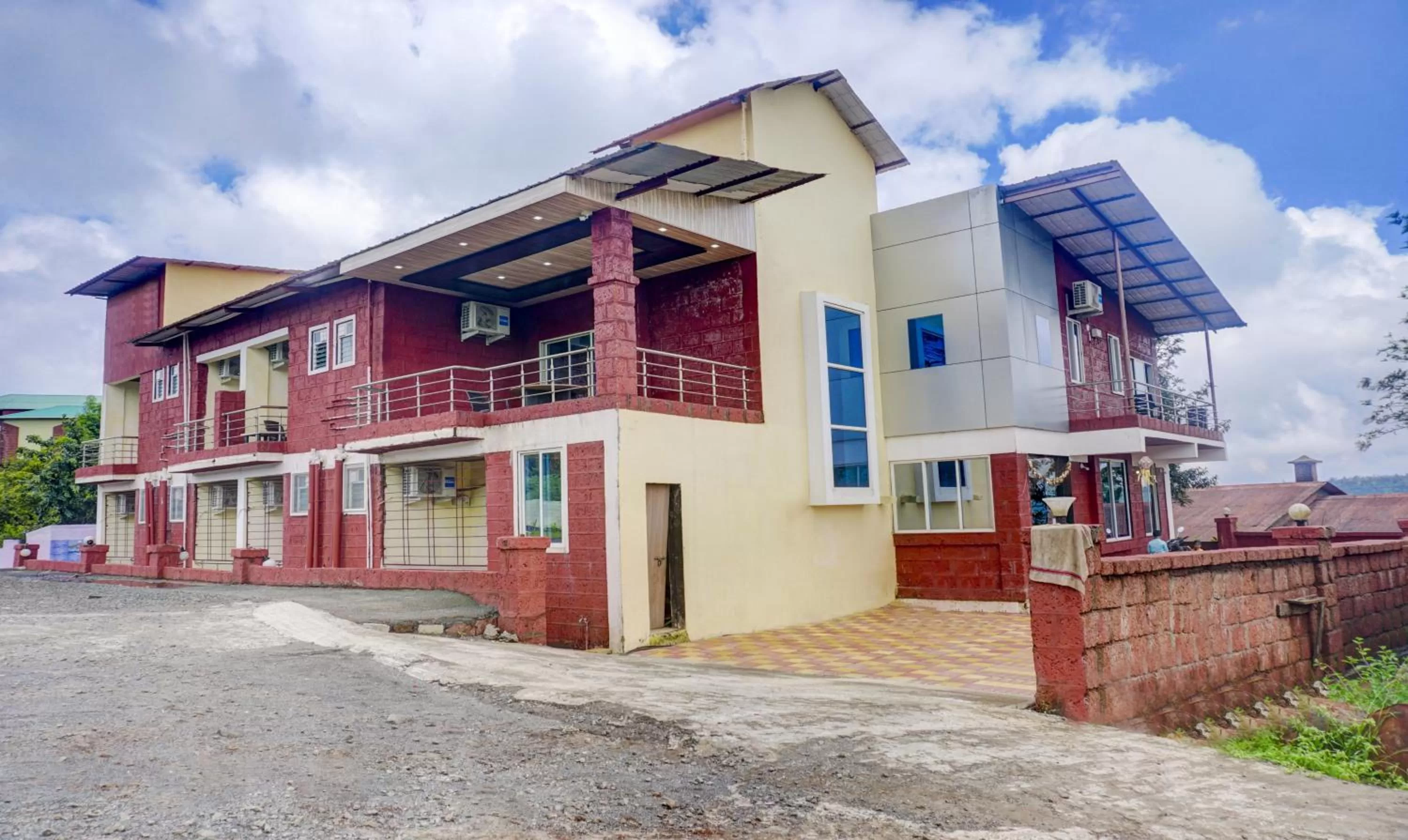 Property building in Treebo Balaji Excellency with Pool & Spa