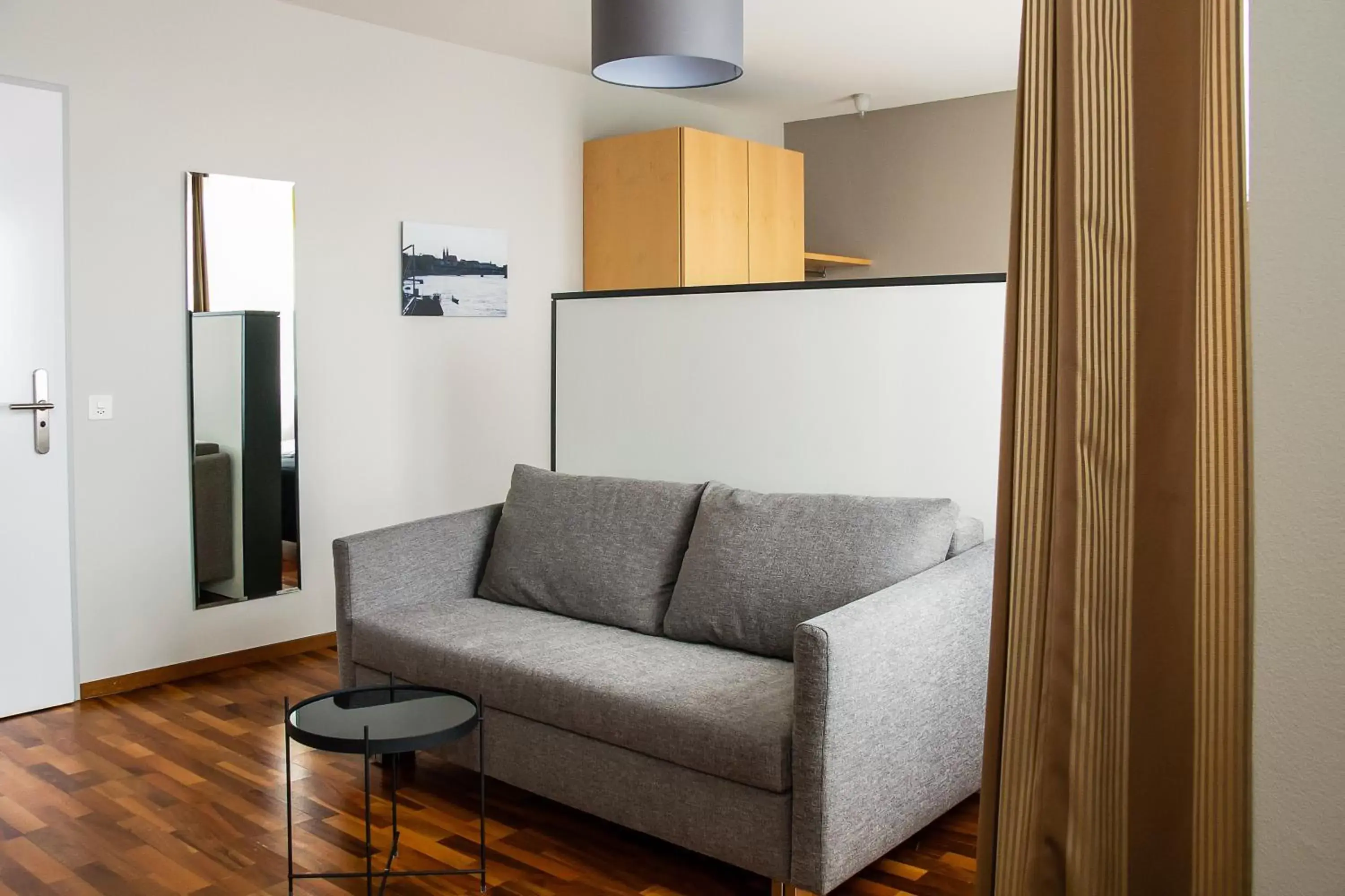 Junior Suite with Balcony in Royal Hotel - Urban Living Junior Suite with Balcony in Royal Hotel - Urban Living