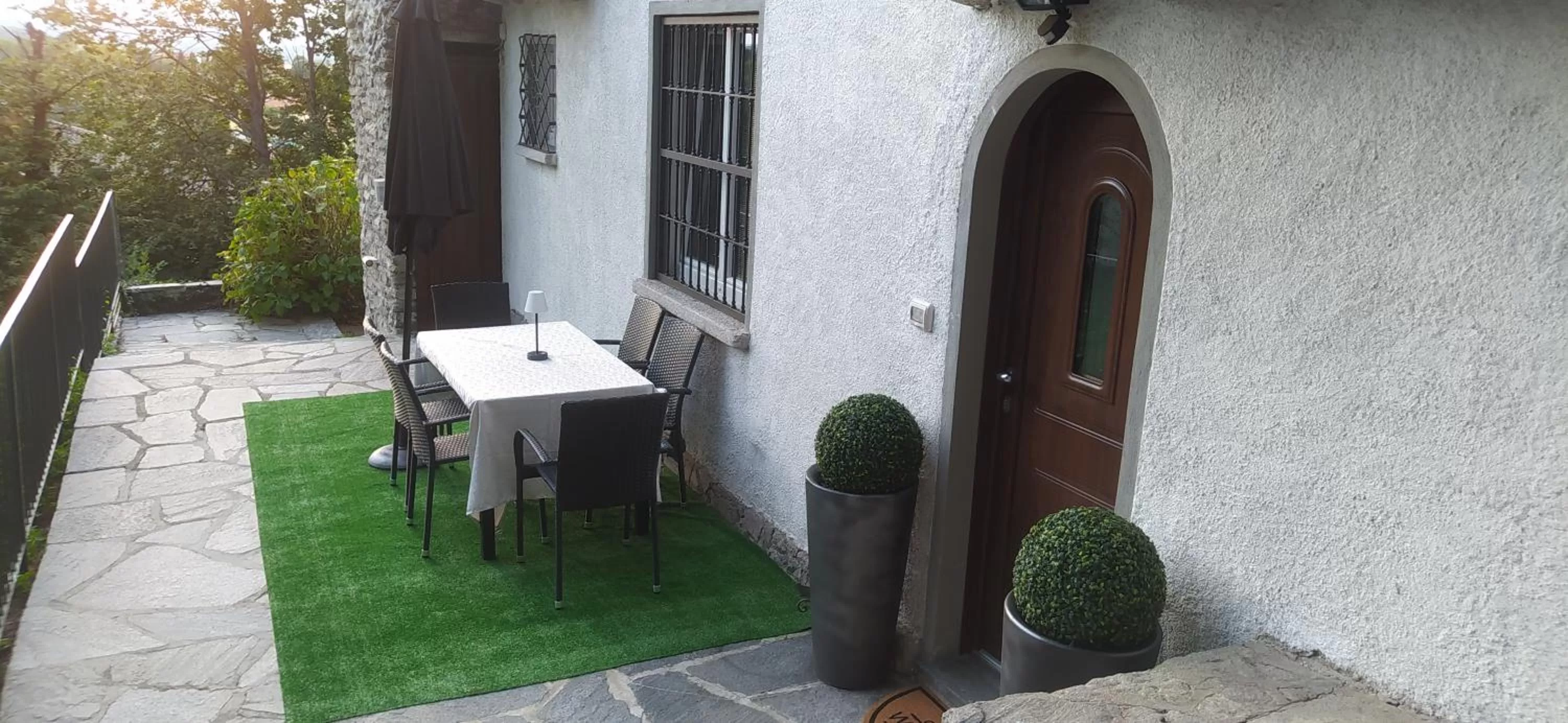 Patio/Outdoor Area in "La Selvetta" bed and breakfast