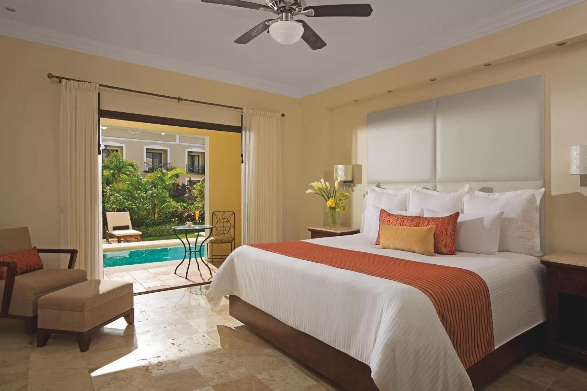 Photo of the whole room, Bed in Dreams Tulum Resort & Spa