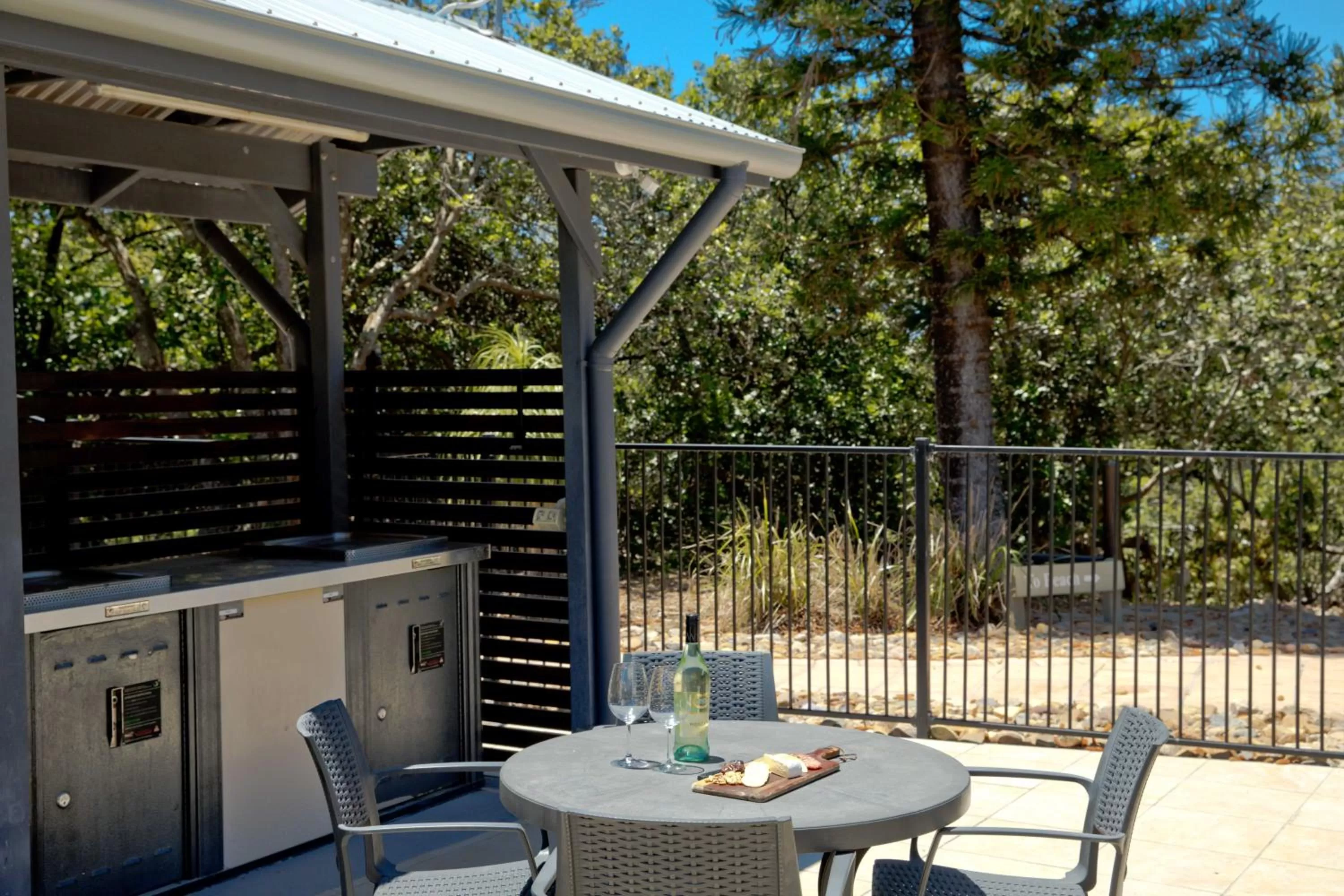 Glen Eden Beach Resort