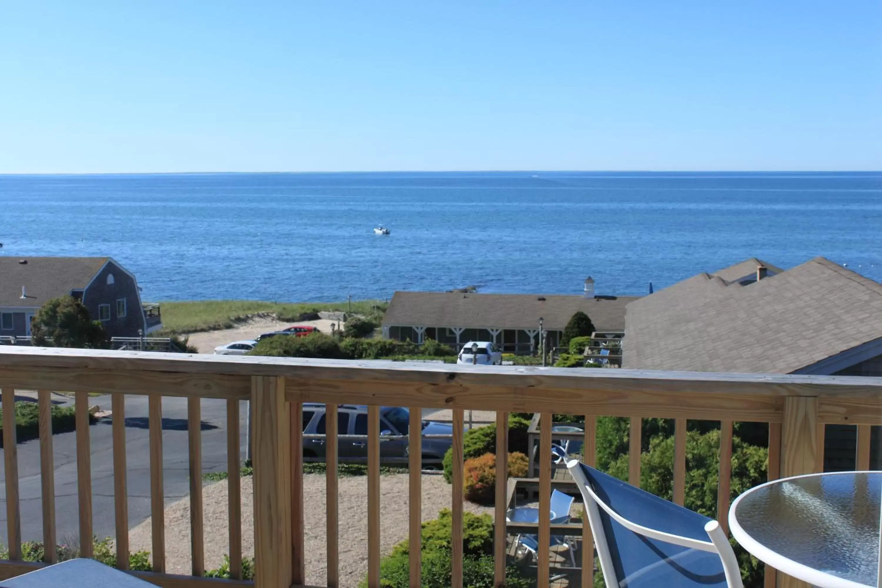 King Room with Partial Sea View in Chatham Tides King Room with Partial Sea View in Chatham Tides