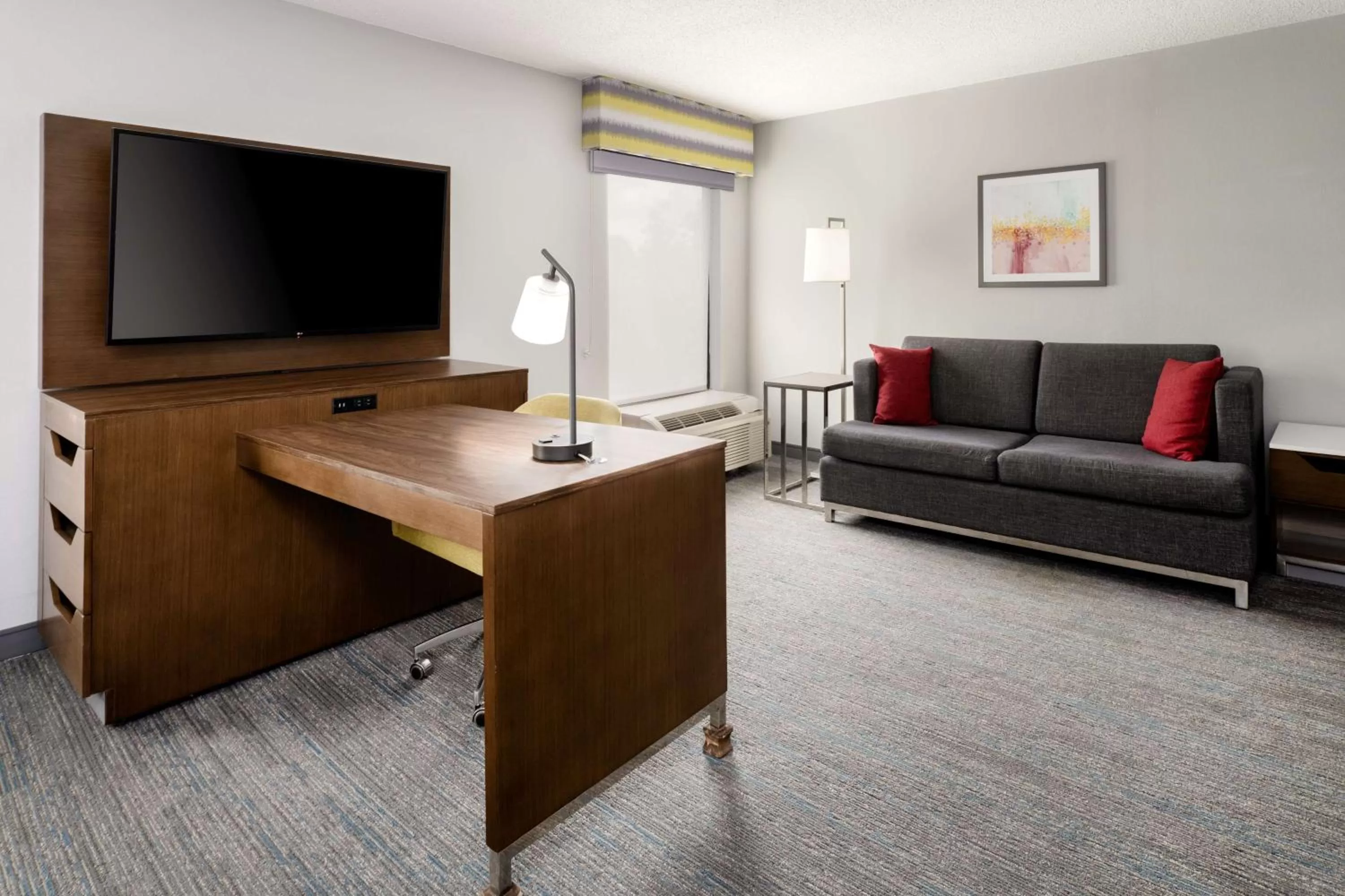 Bedroom in Hampton Inn Richmond-Mechanicsville