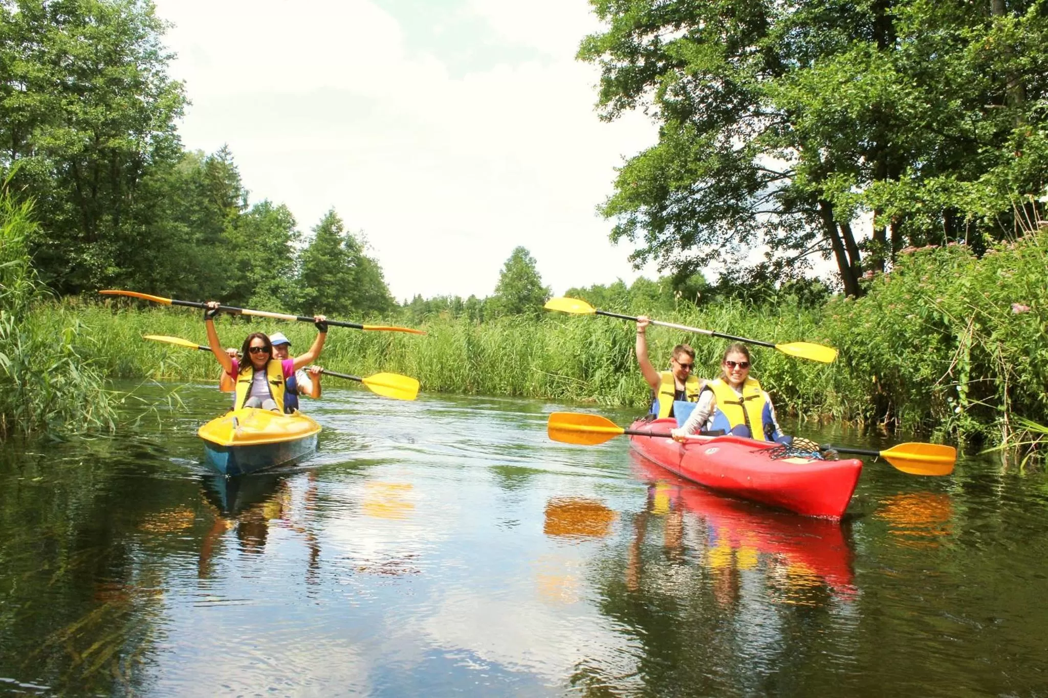 People, Canoeing in Villa Skomanda