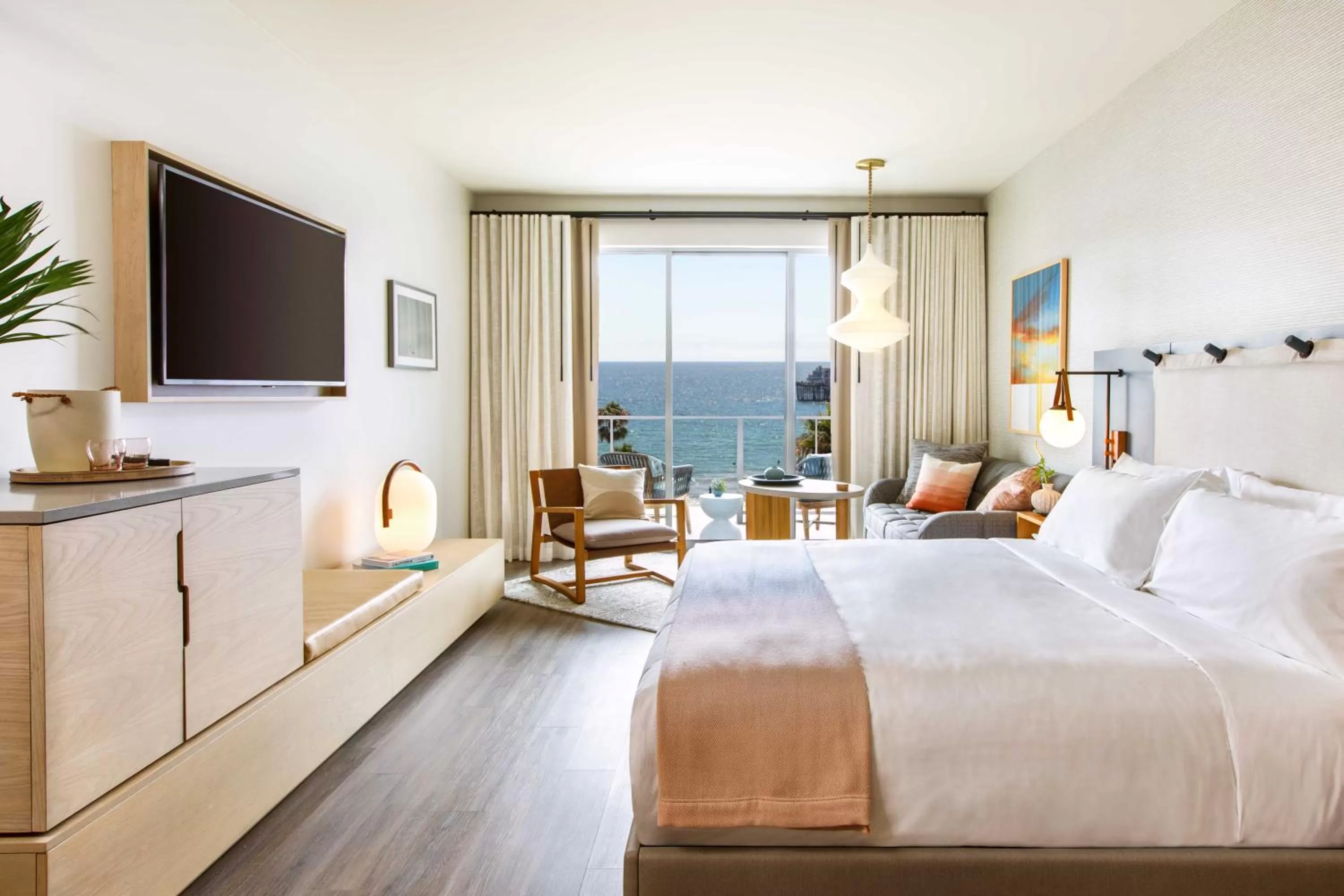 Photo of the whole room, Bed in Mission Pacific Beach Resort, part of JdV by Hyatt