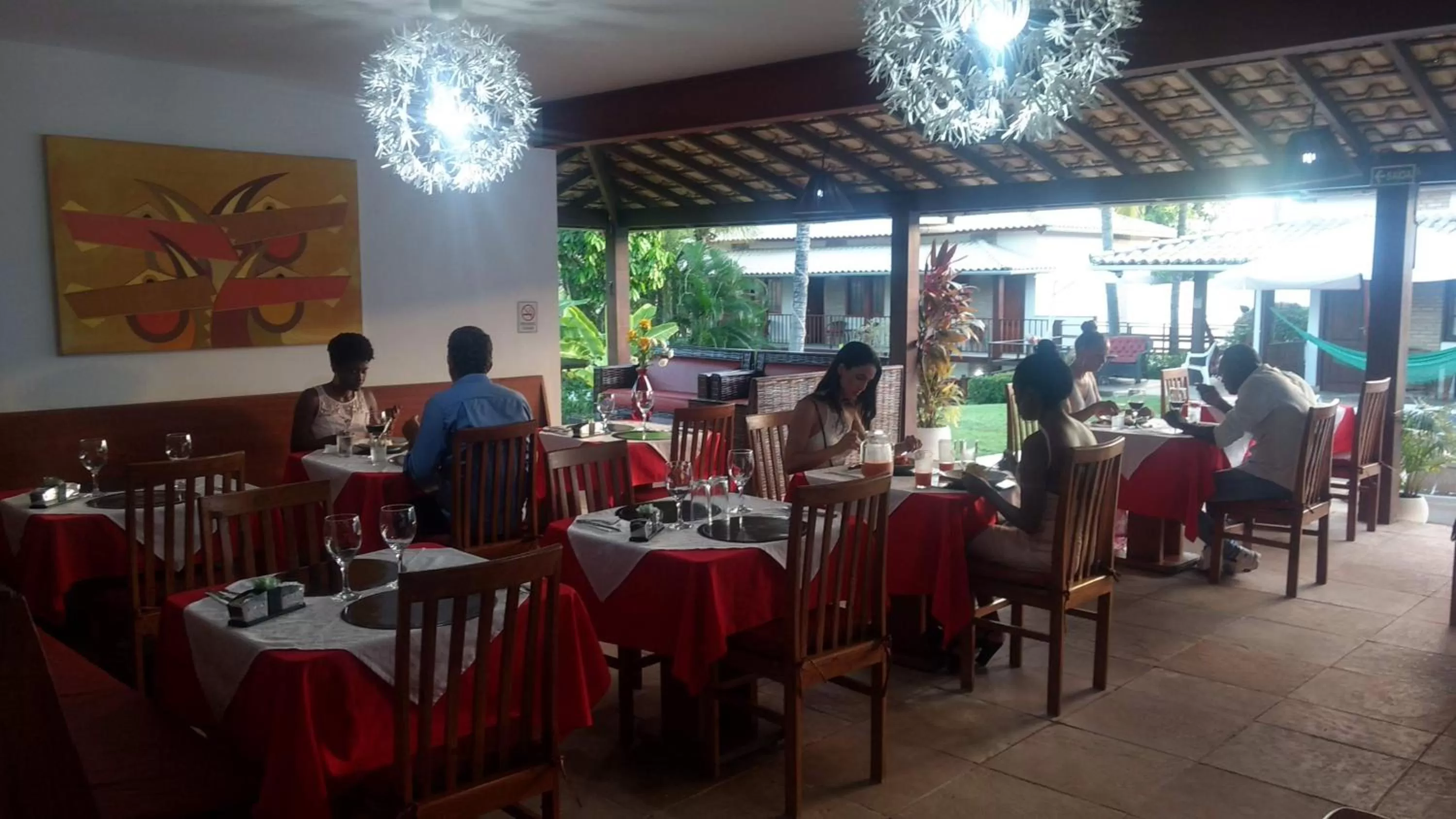 Restaurant/Places to Eat in Hotel Pousada Salvador Paradise