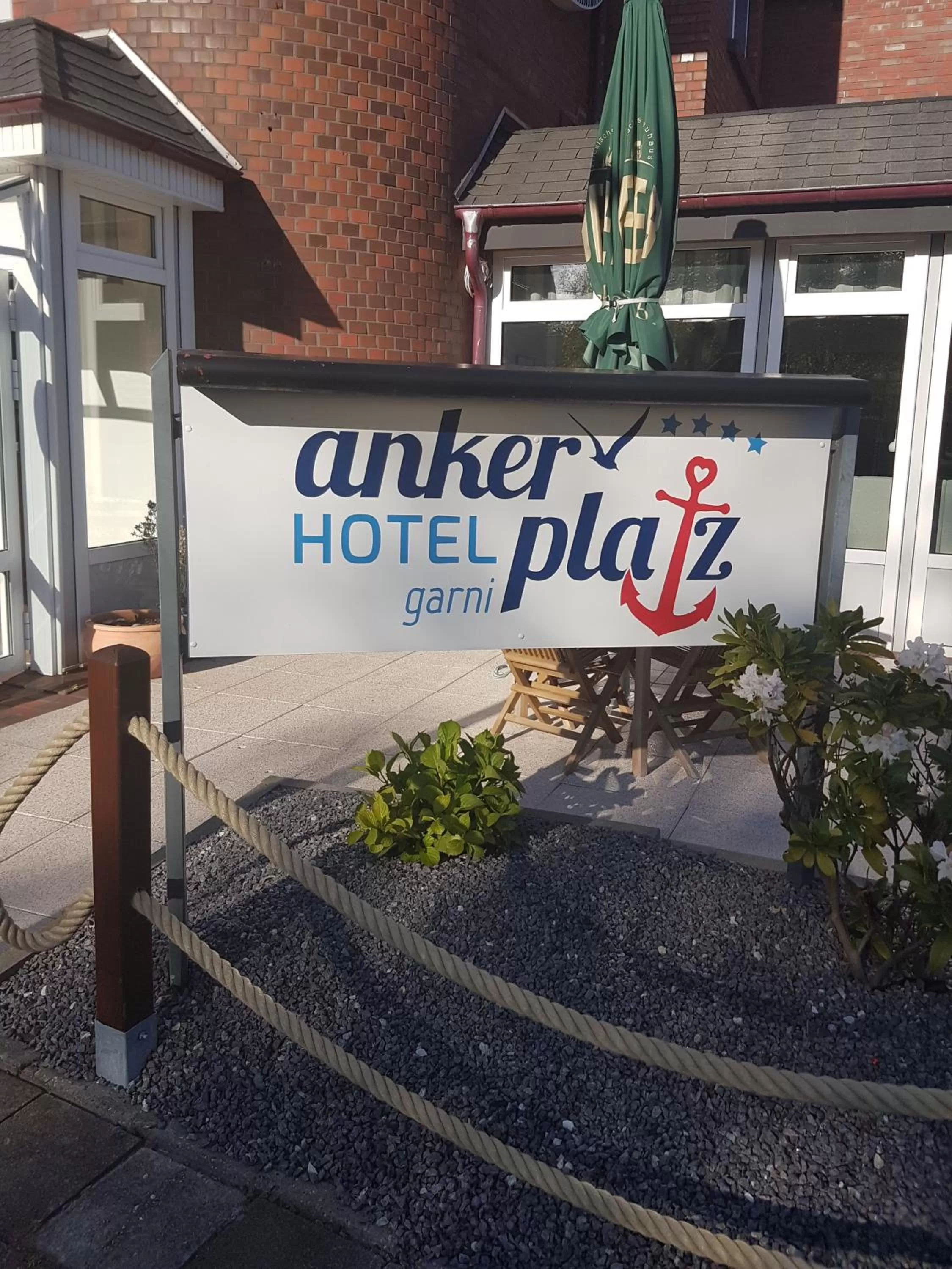 Property logo or sign in ankerplatz-Hotel garni