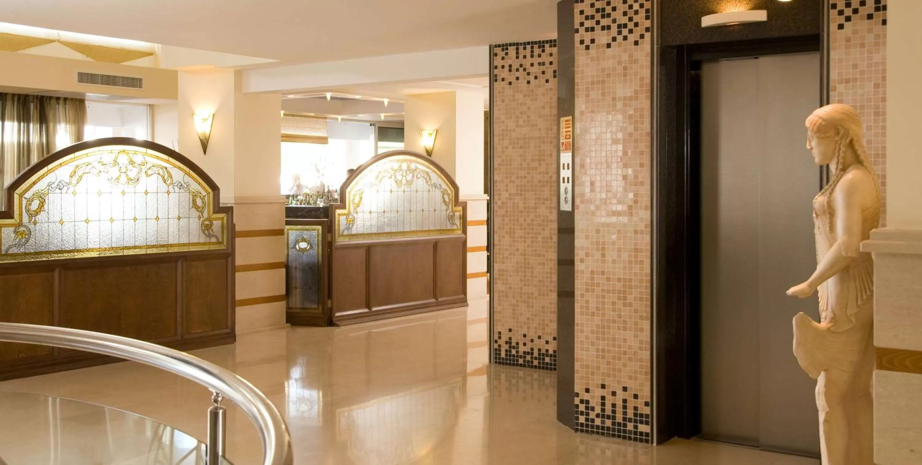 Lobby or reception in Best Western Plus Hotel Plaza