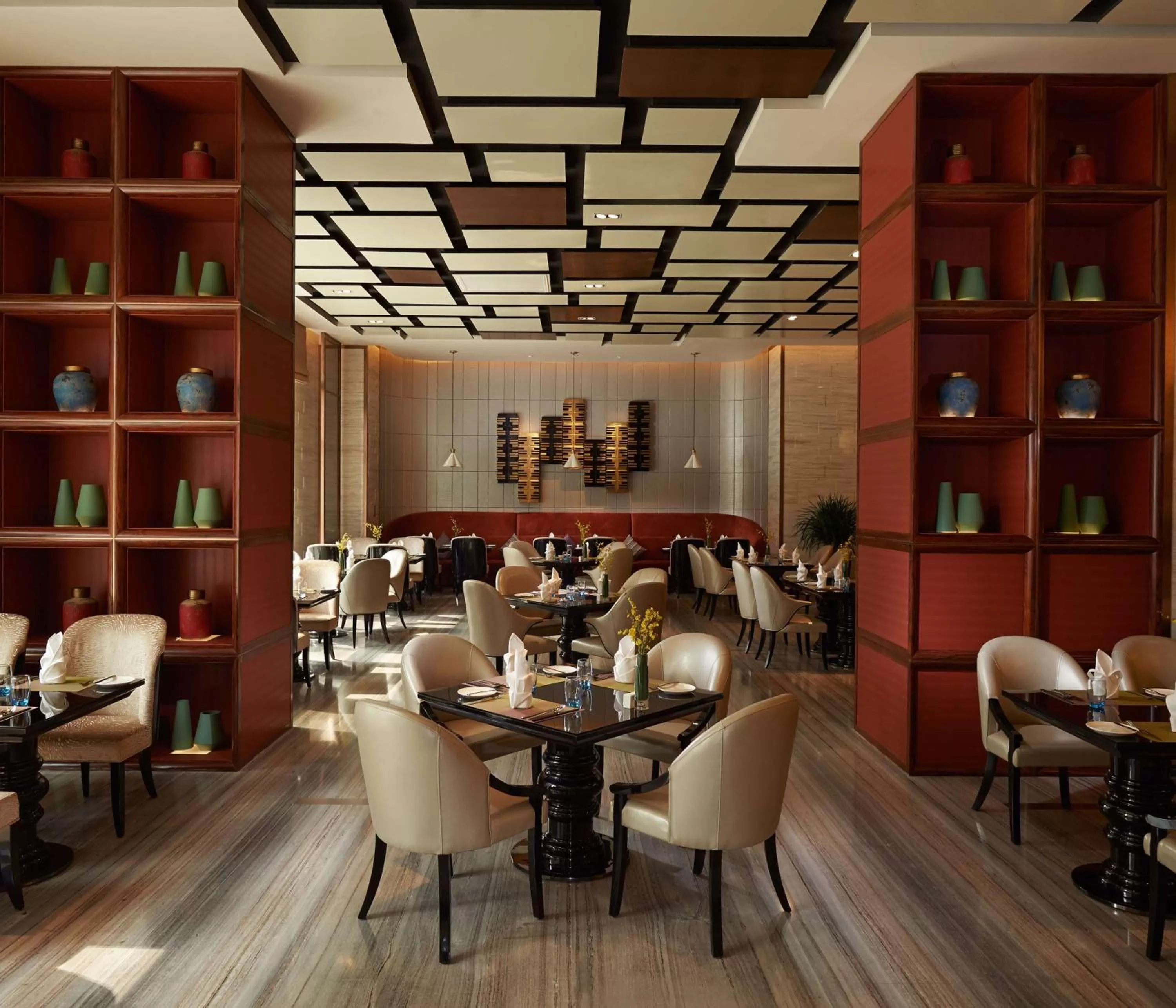 Restaurant/places to eat in Hilton Zhengzhou