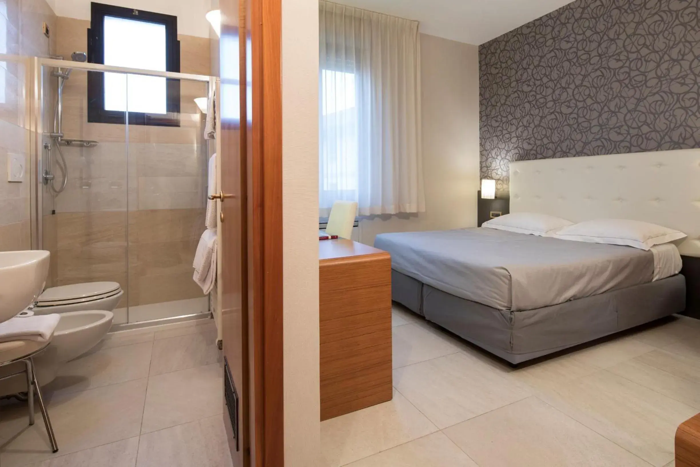 Standard Double or Twin Room in Astra Hotel Standard Double or Twin Room in Astra Hotel