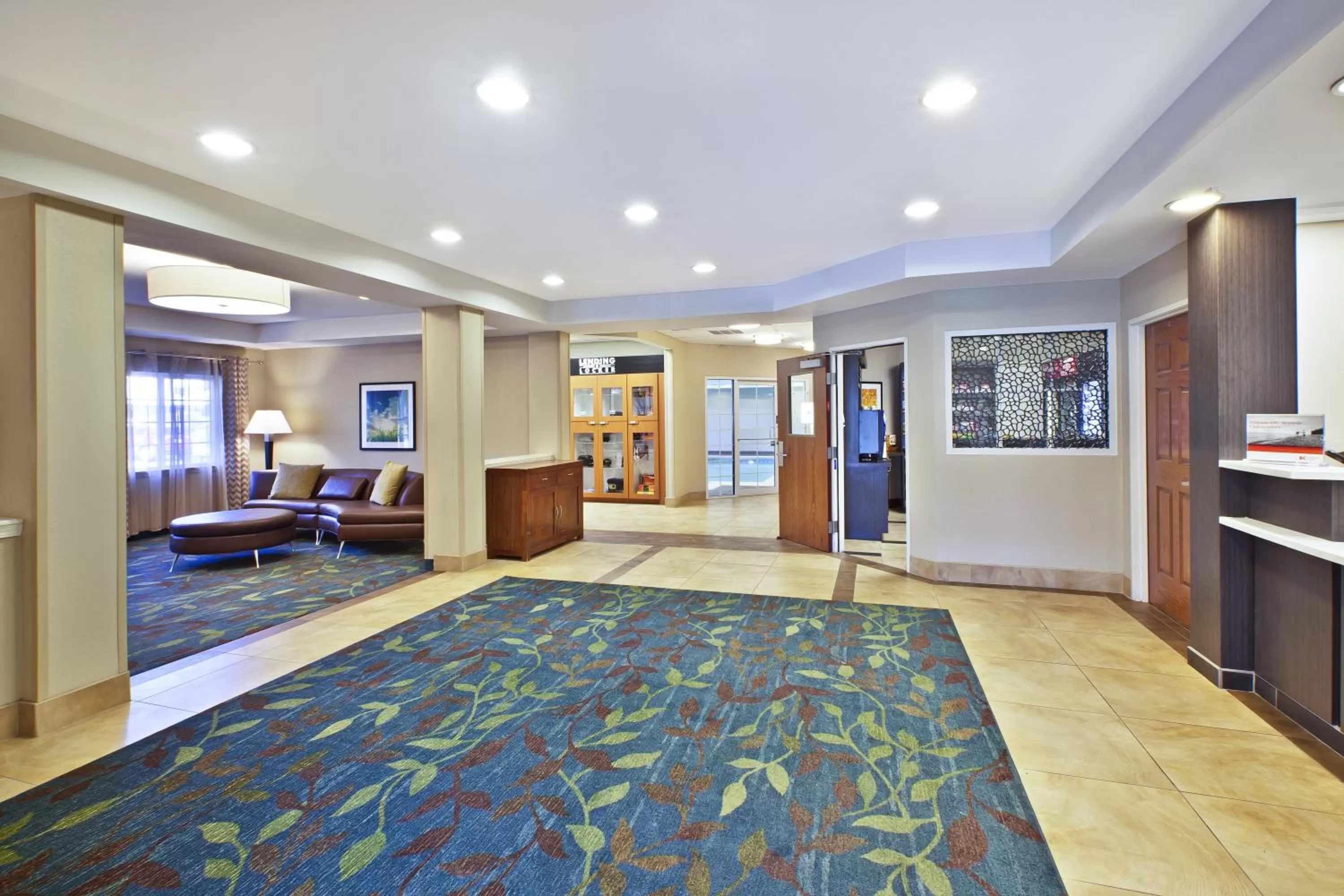 Property building in Candlewood Suites Indianapolis Airport by IHG