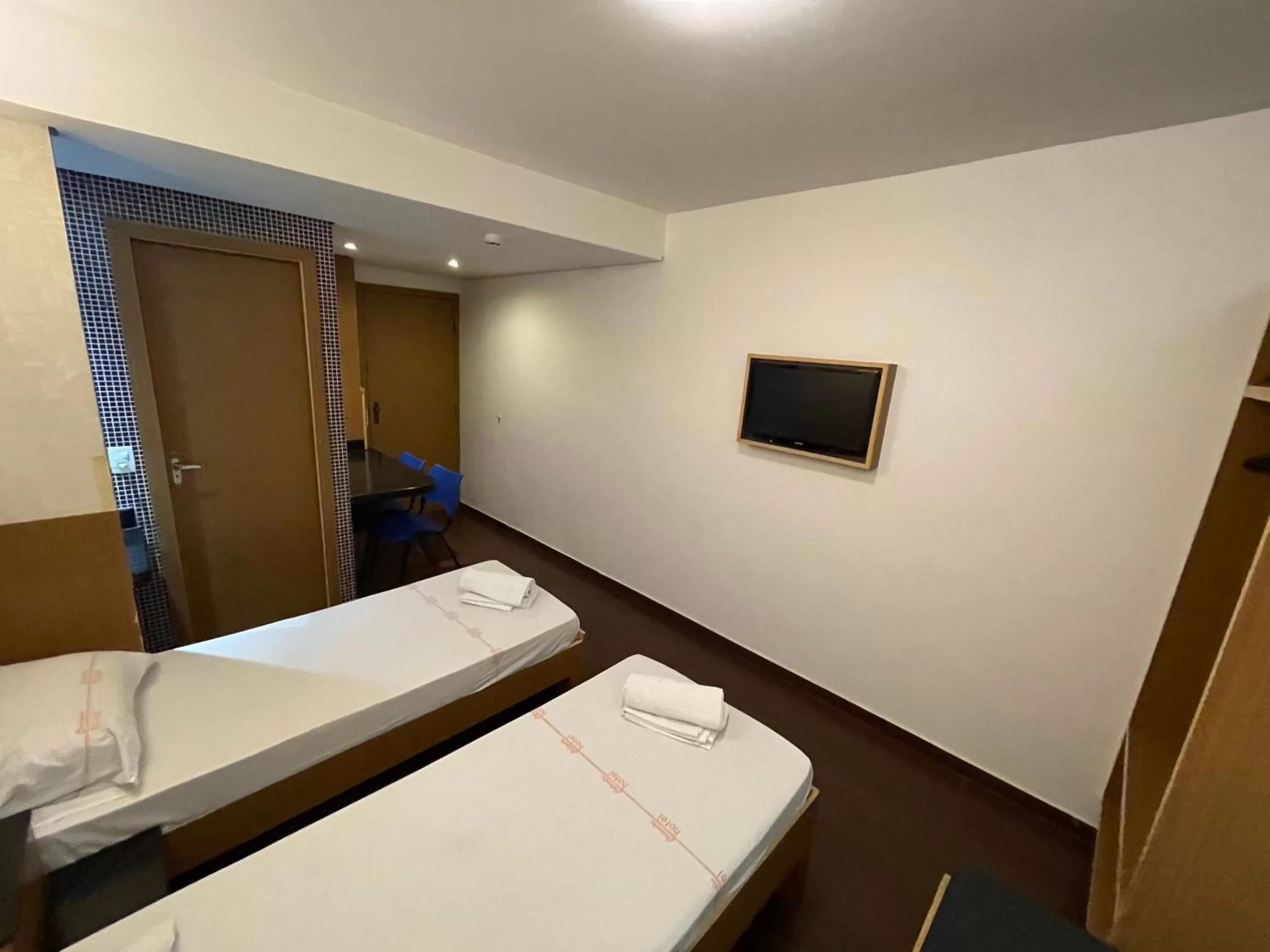 Bed in Calandre Hotel