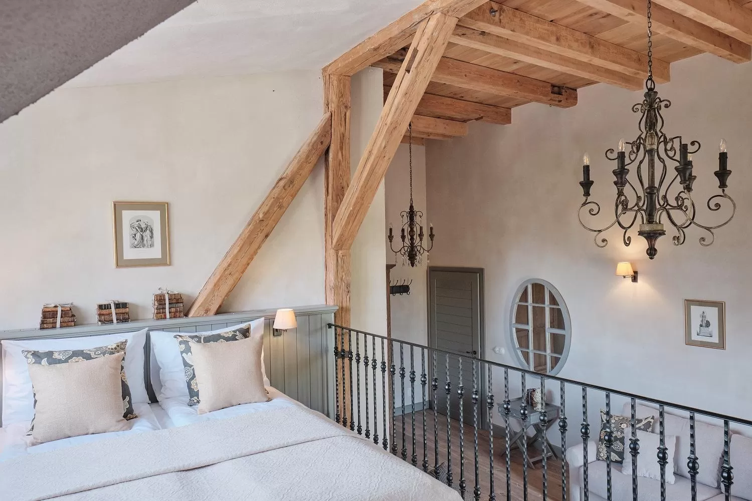 Photo of the whole room, Bed in Pałac Kamieniec