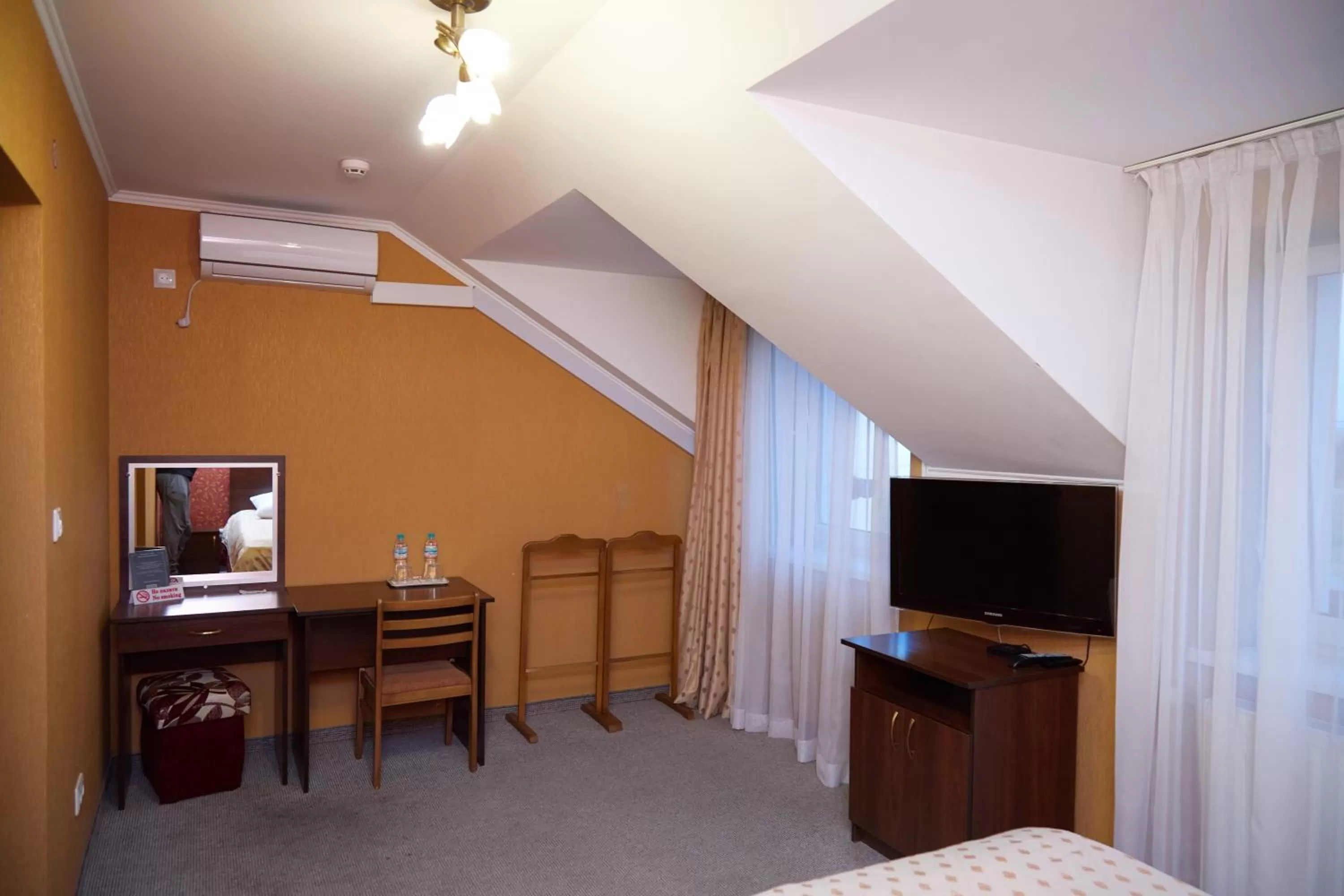 TV/Entertainment Center in Hotel Korona