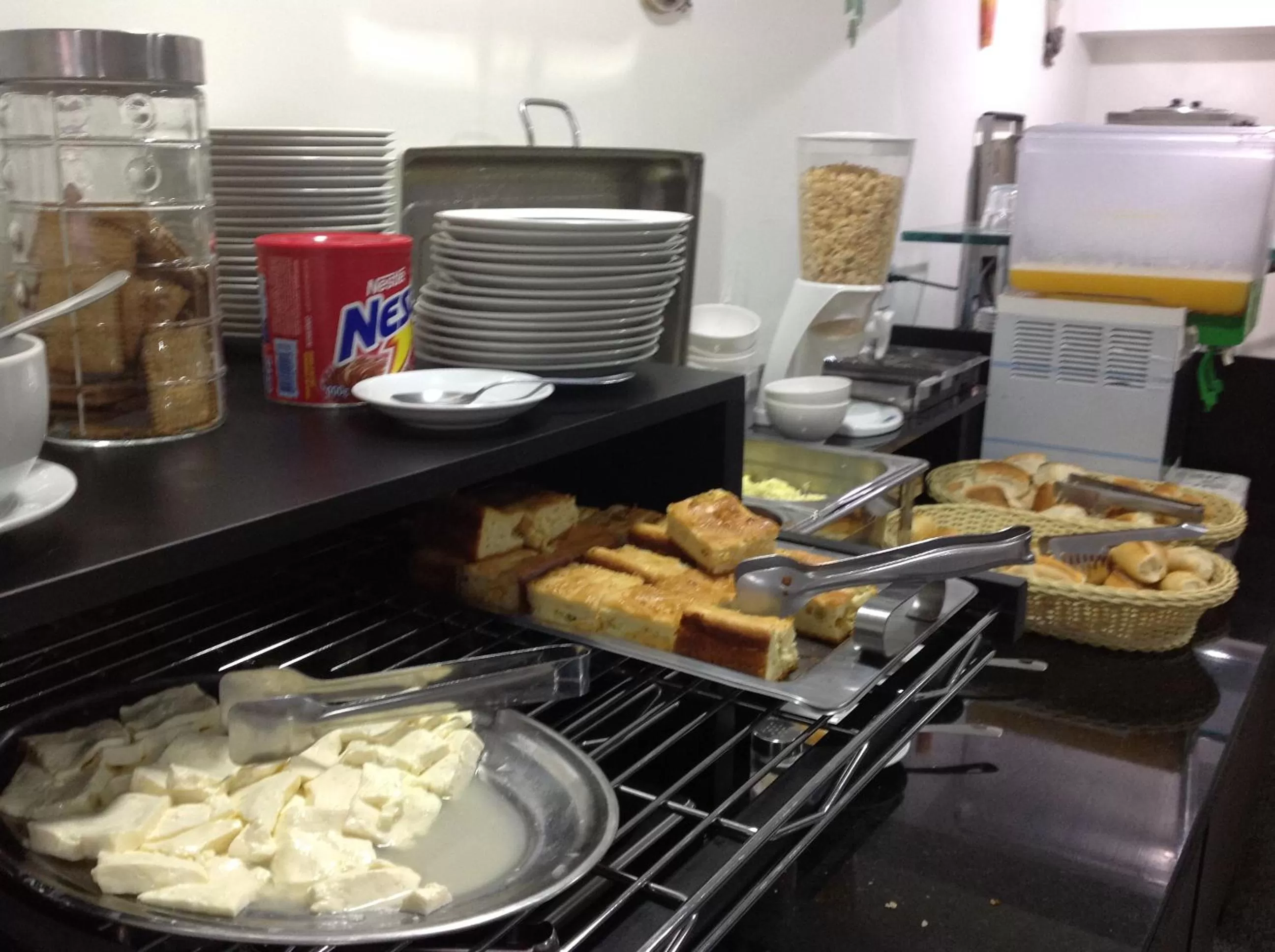 Buffet breakfast in Hotel America do Sul