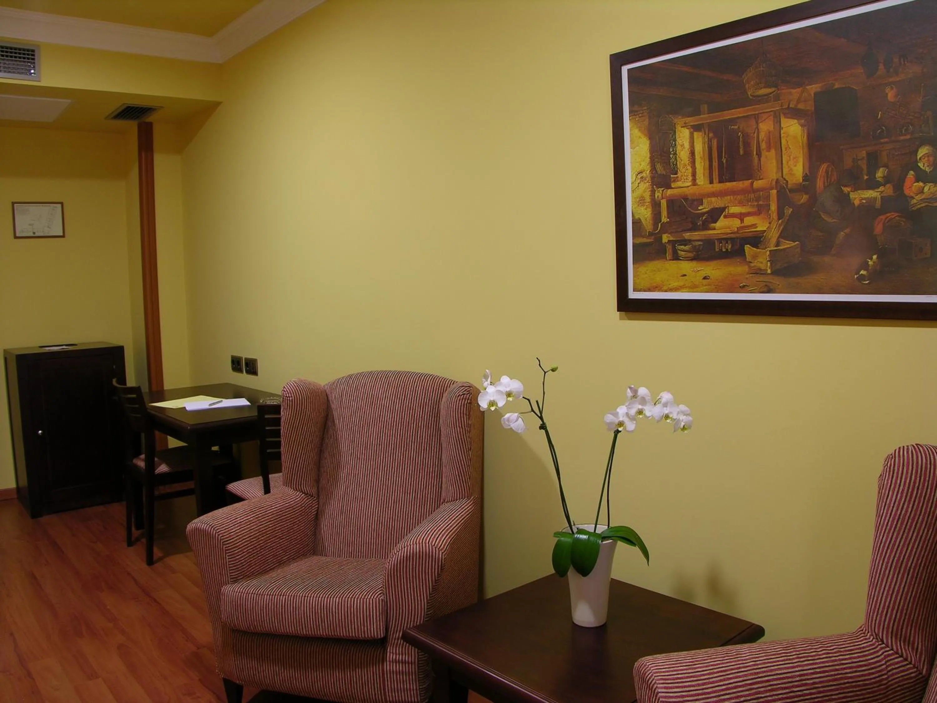 Seating area in Hotel II Castillas Ávila