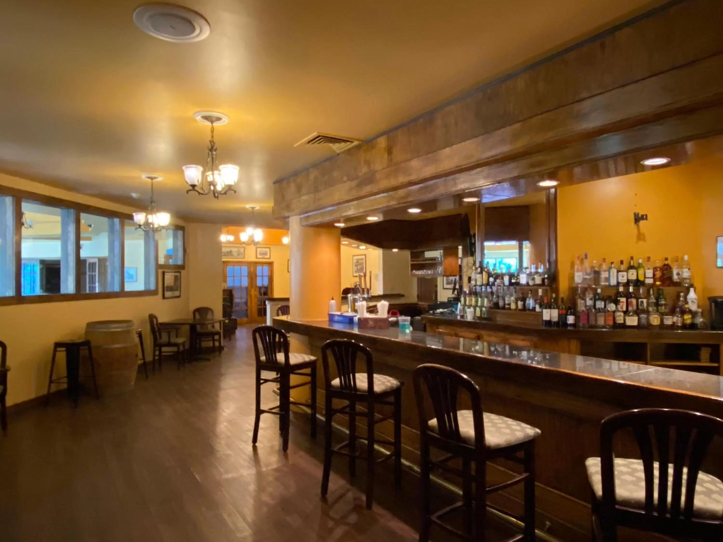 Lounge or bar in Shawnee Inn and Golf Resort