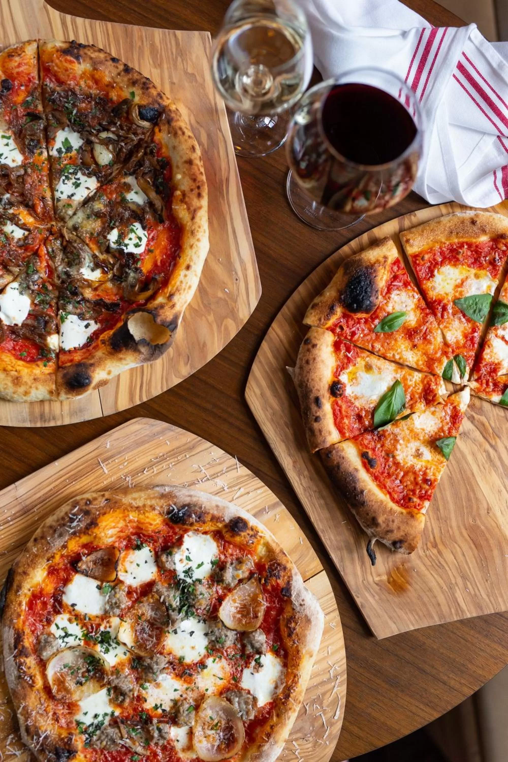 Restaurant/places to eat in LUMA Hotel - Times Square