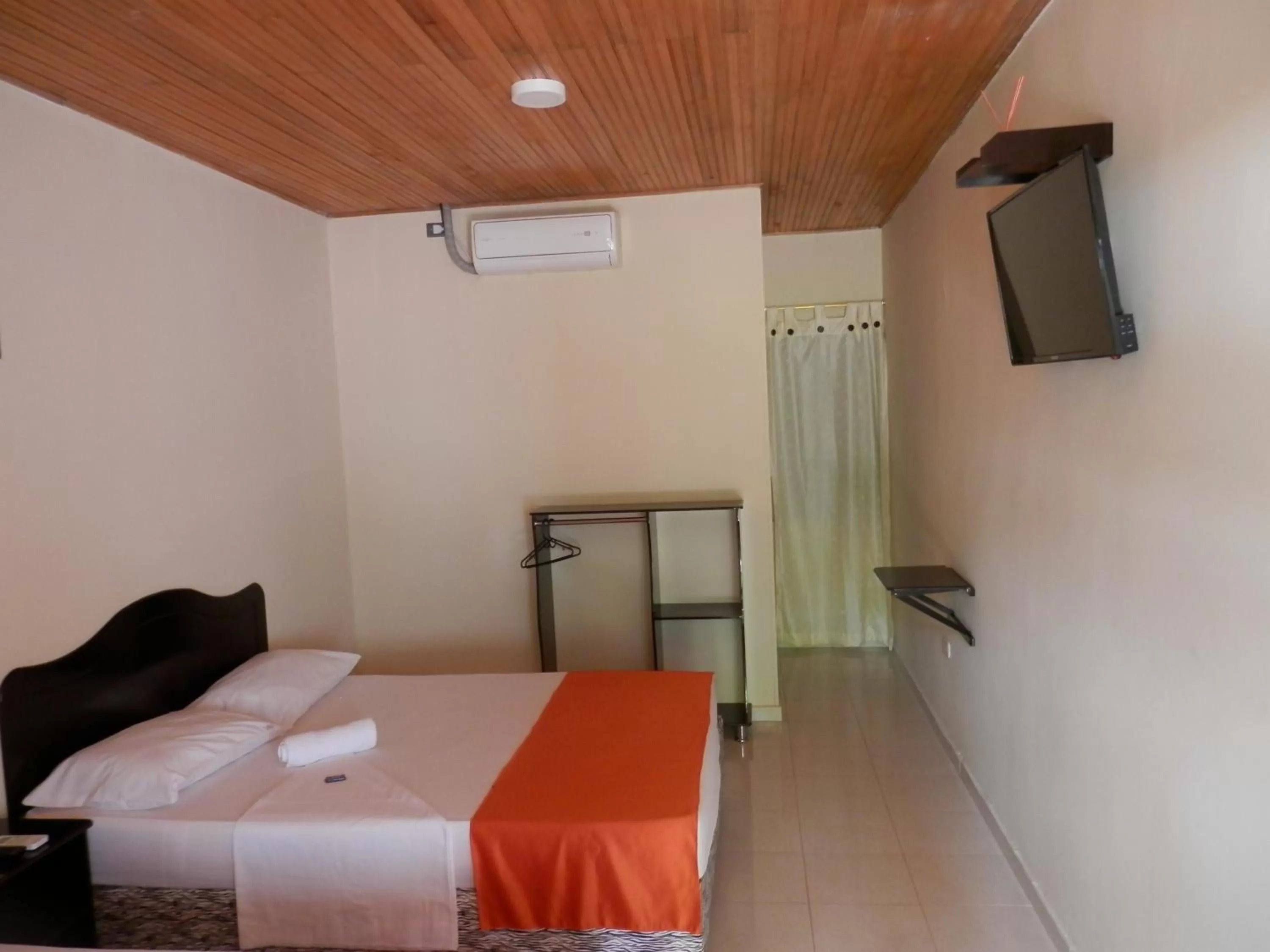 Bed in Hotel Colonial Villavieja