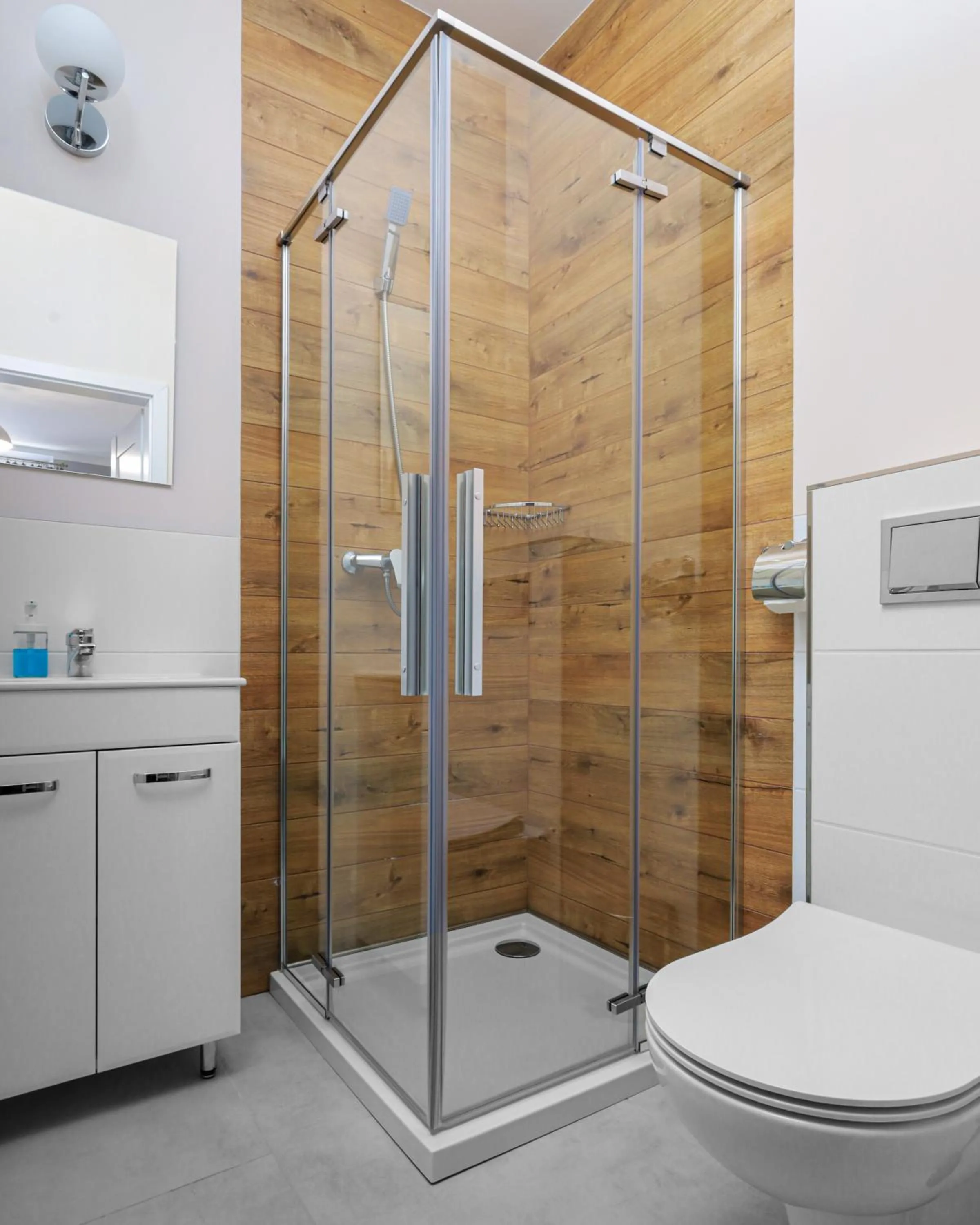 Shower in Moon Hostel Kraków