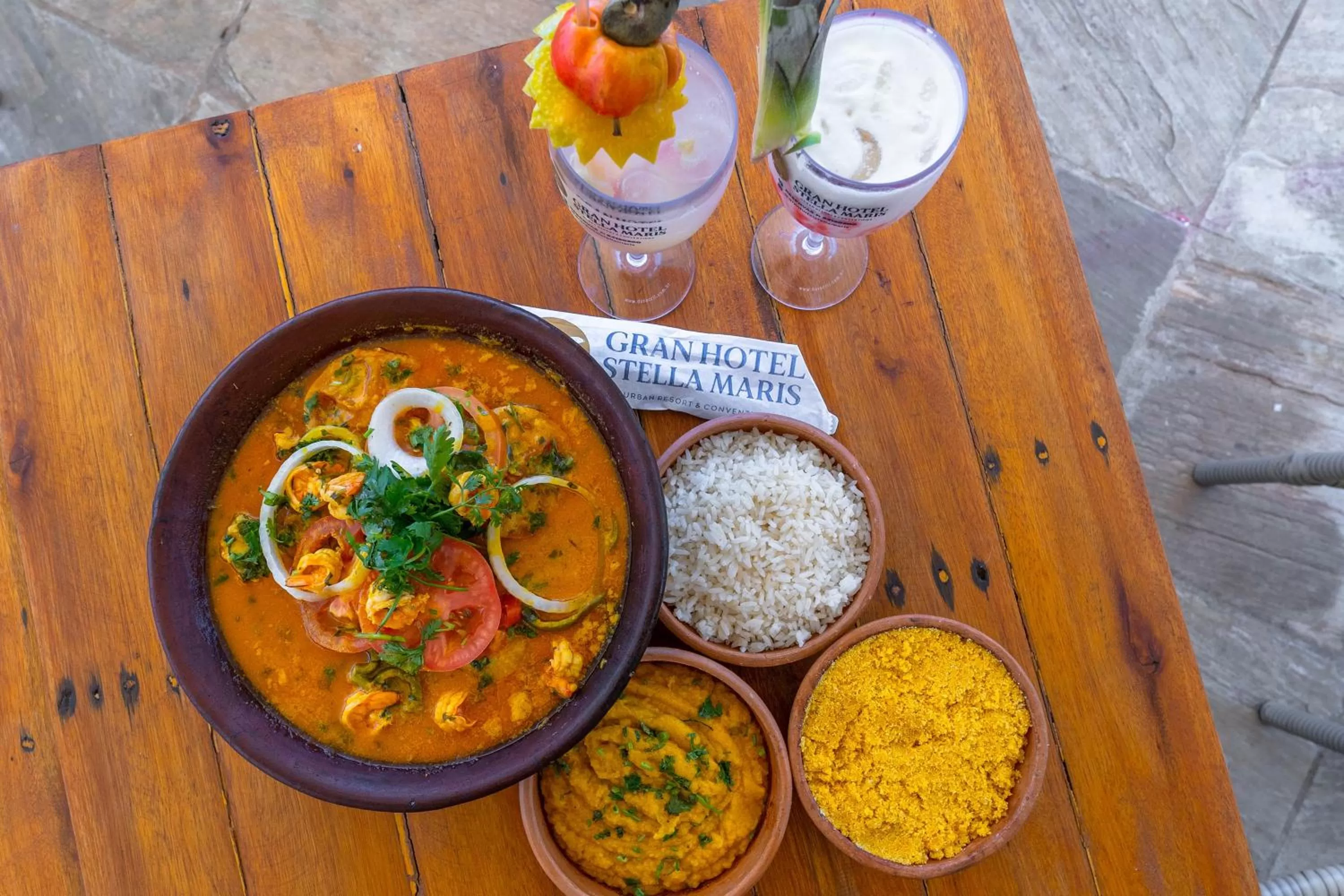 Food and drinks in Gran Hotel Stella Maris Urban Resort & Conventions