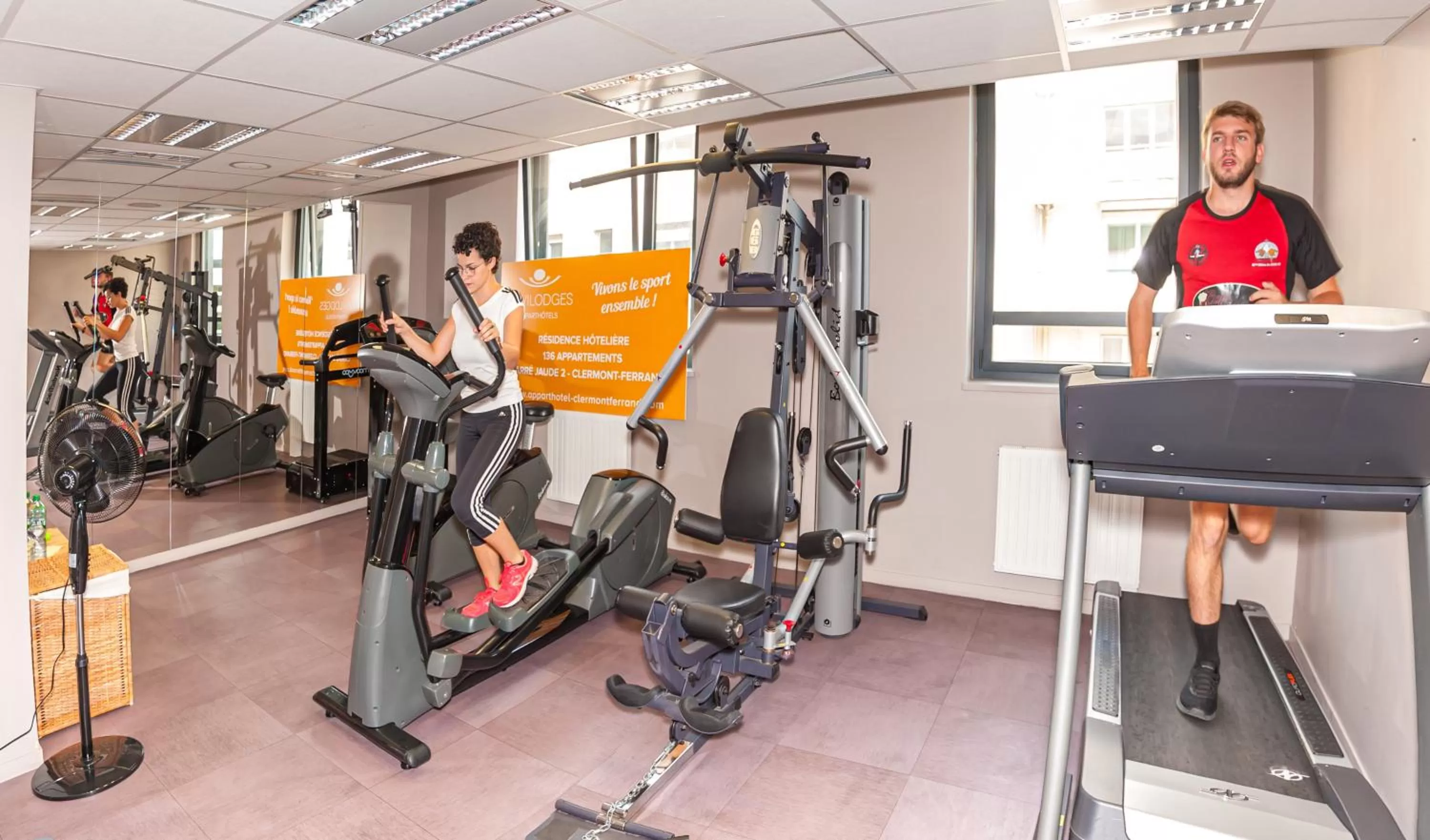 Fitness centre/facilities in Apparthotel Privilodges Carré de Jaude
