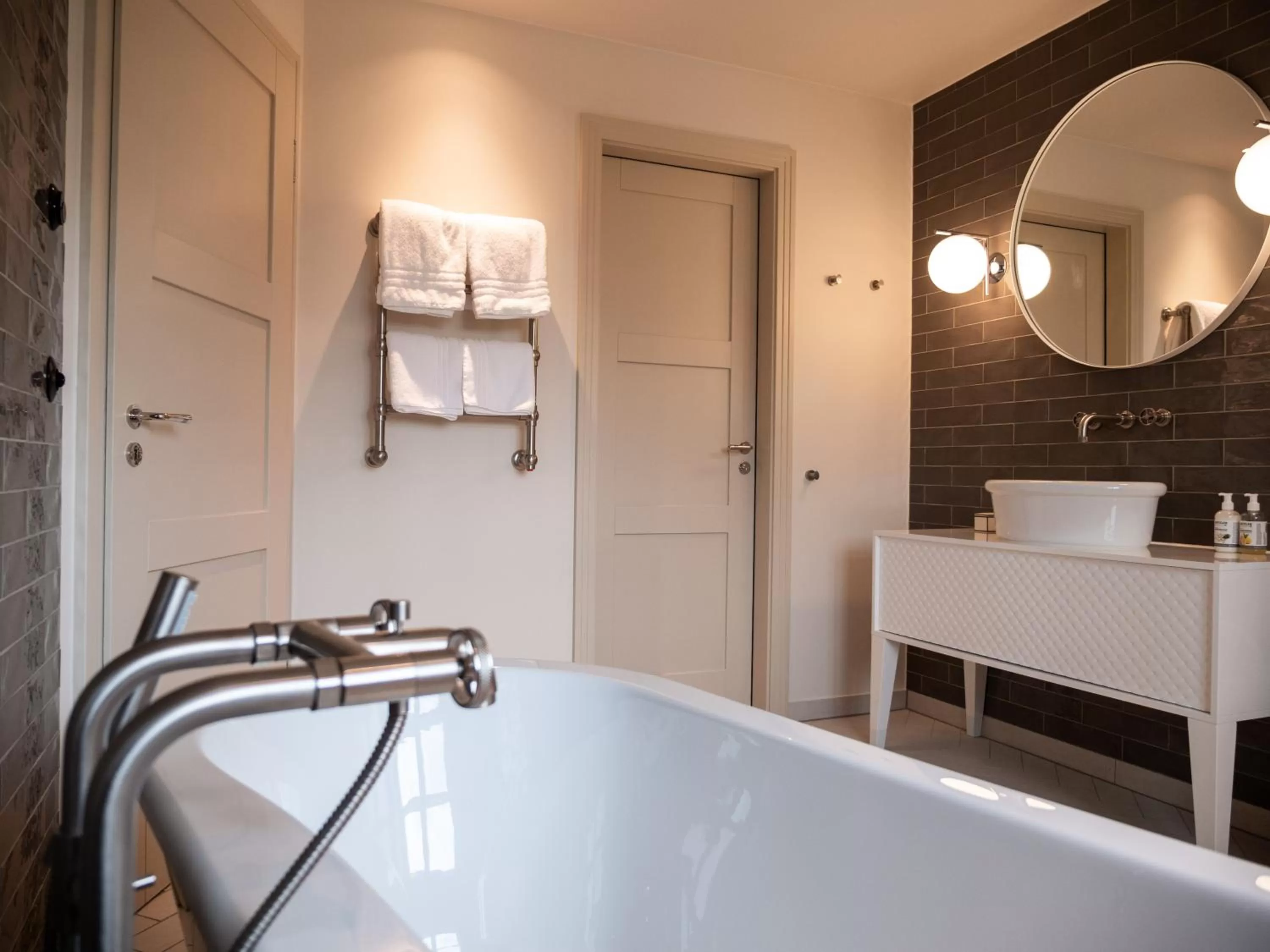 Shower, Bathroom in Alpenloge Hotel