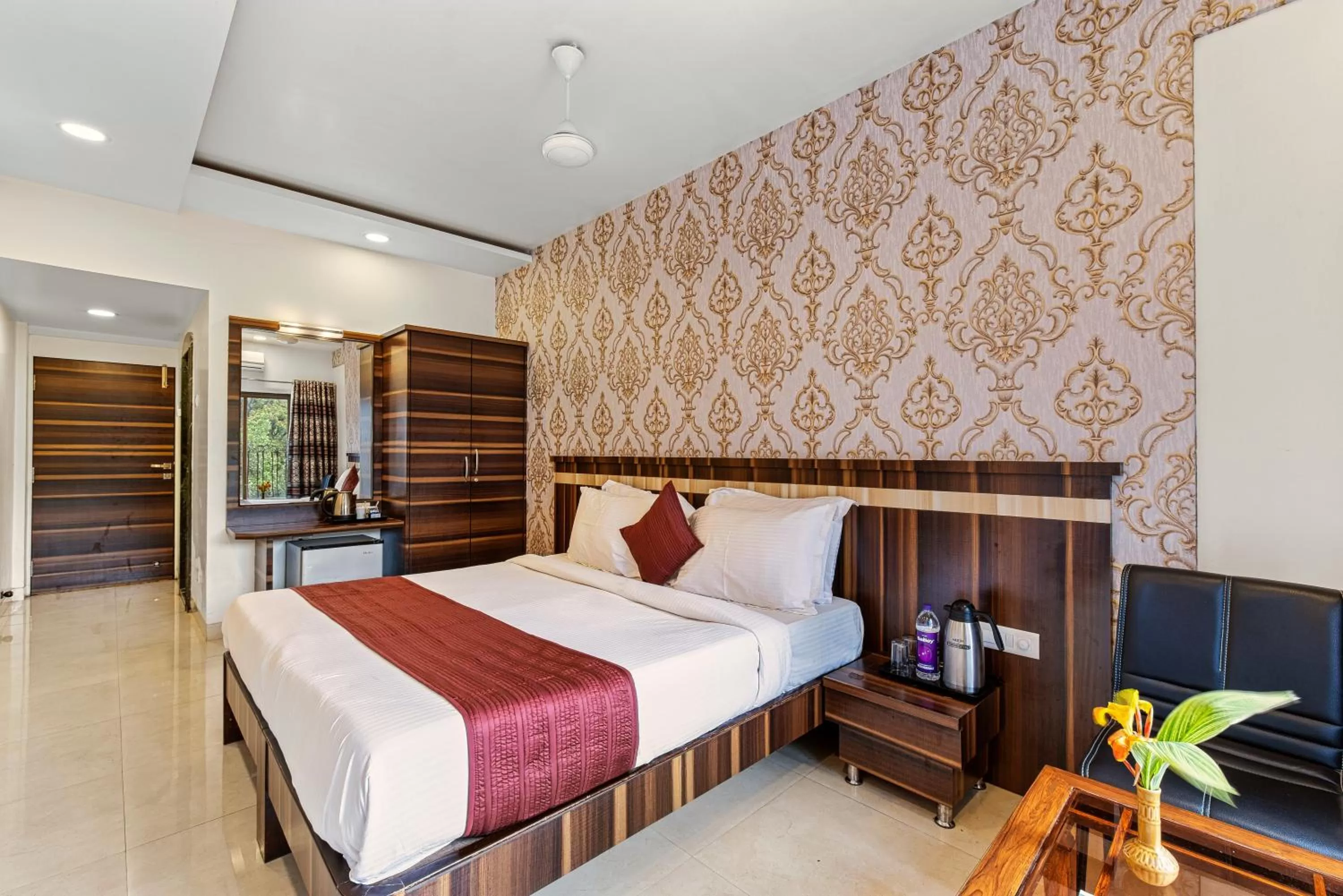 Photo of the whole room, Bed in Mayur Retreat & Spa