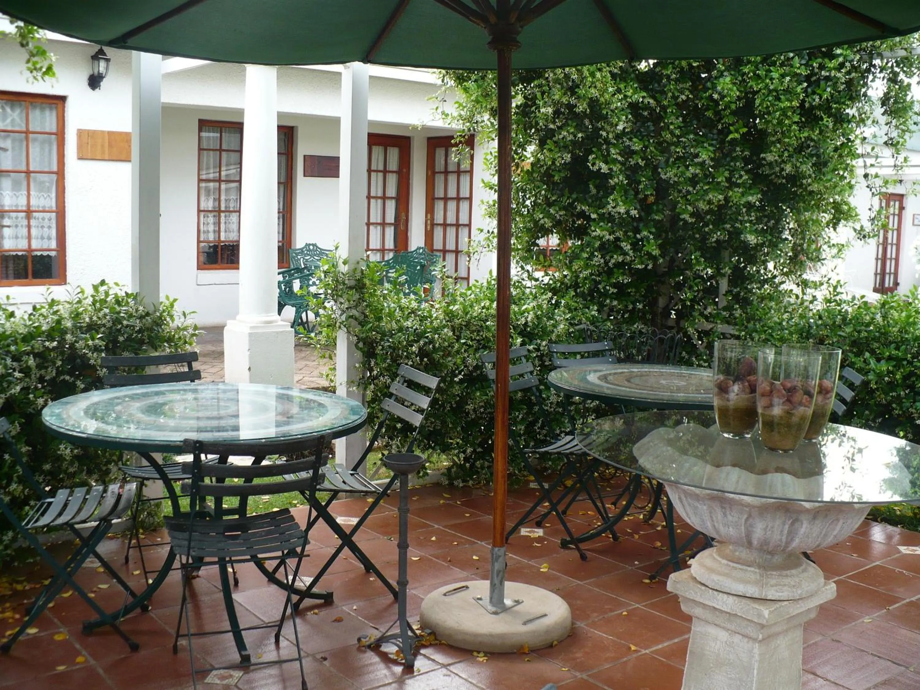 Patio in A Tapestry Garden Guest House