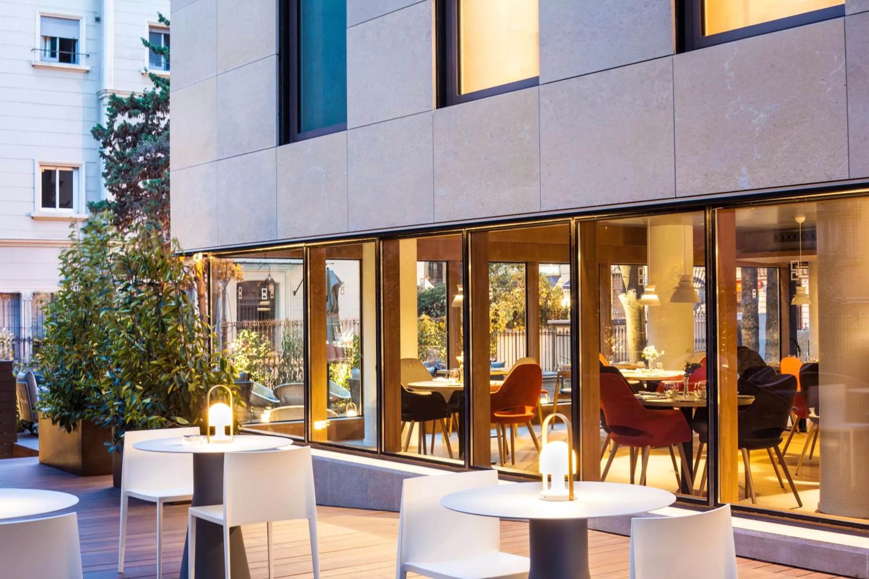 Restaurant/places to eat in Ocean Drive Barcelona