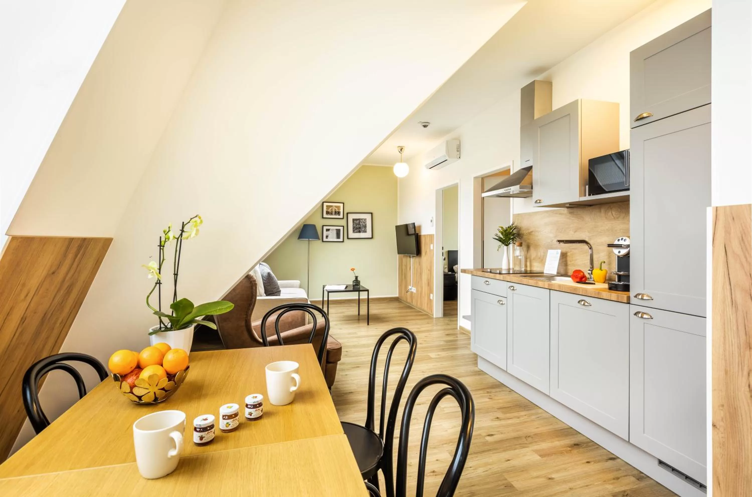 Coffee/tea facilities in Jimmy's Apartments Lory