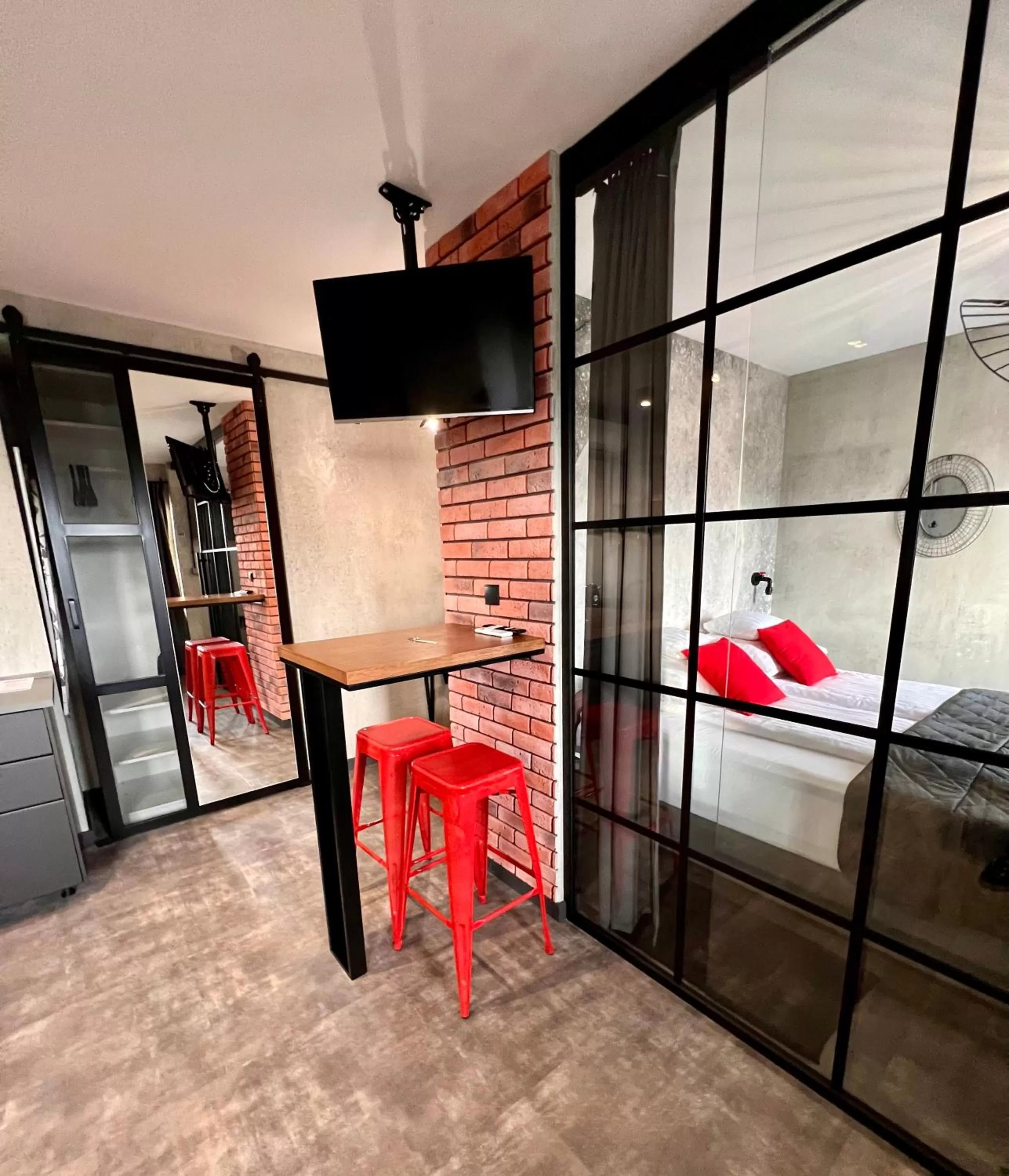 Bed in Global Home - Aparthotel - No Contact Check In