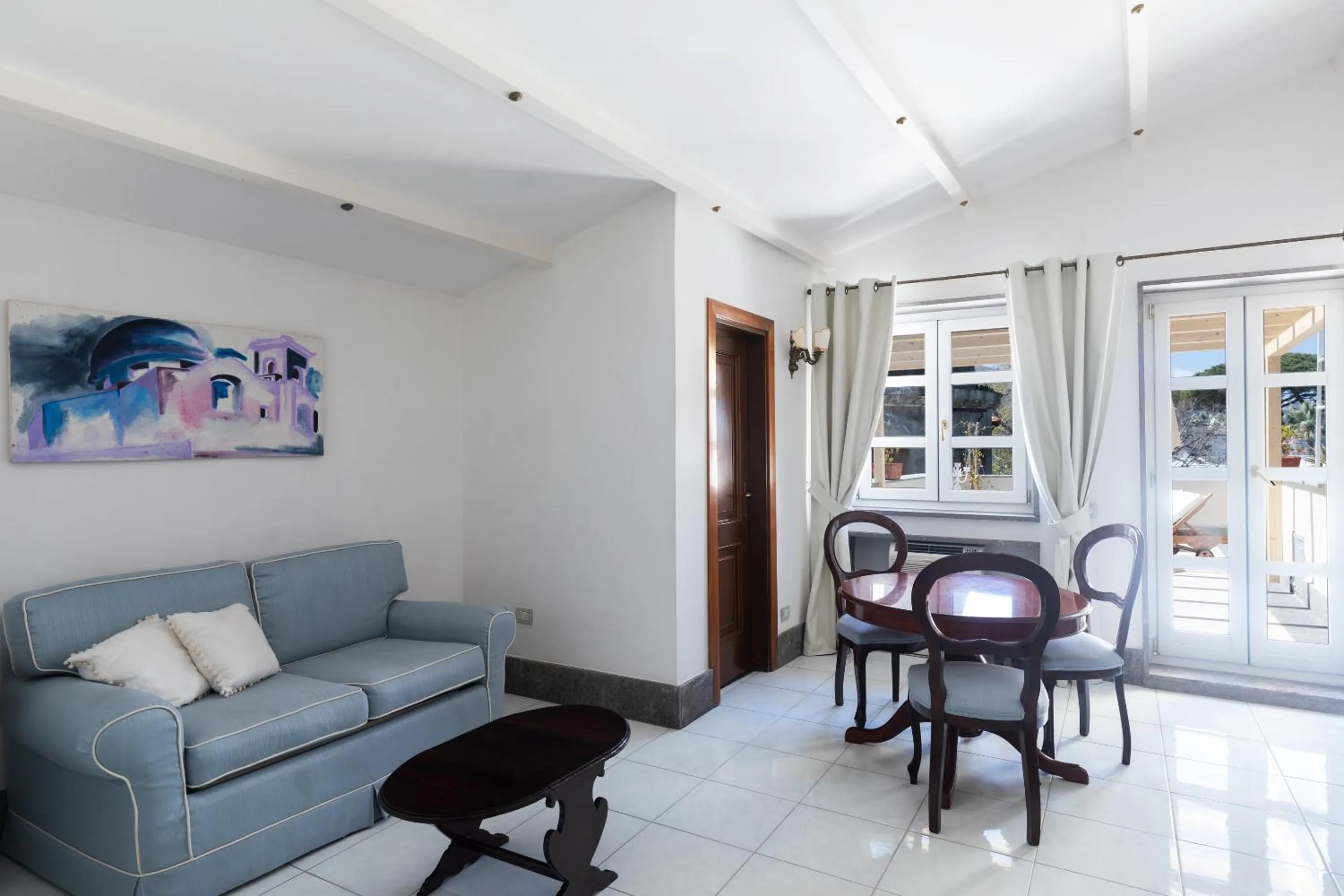 Seating area in Grand Hotel Cocumella