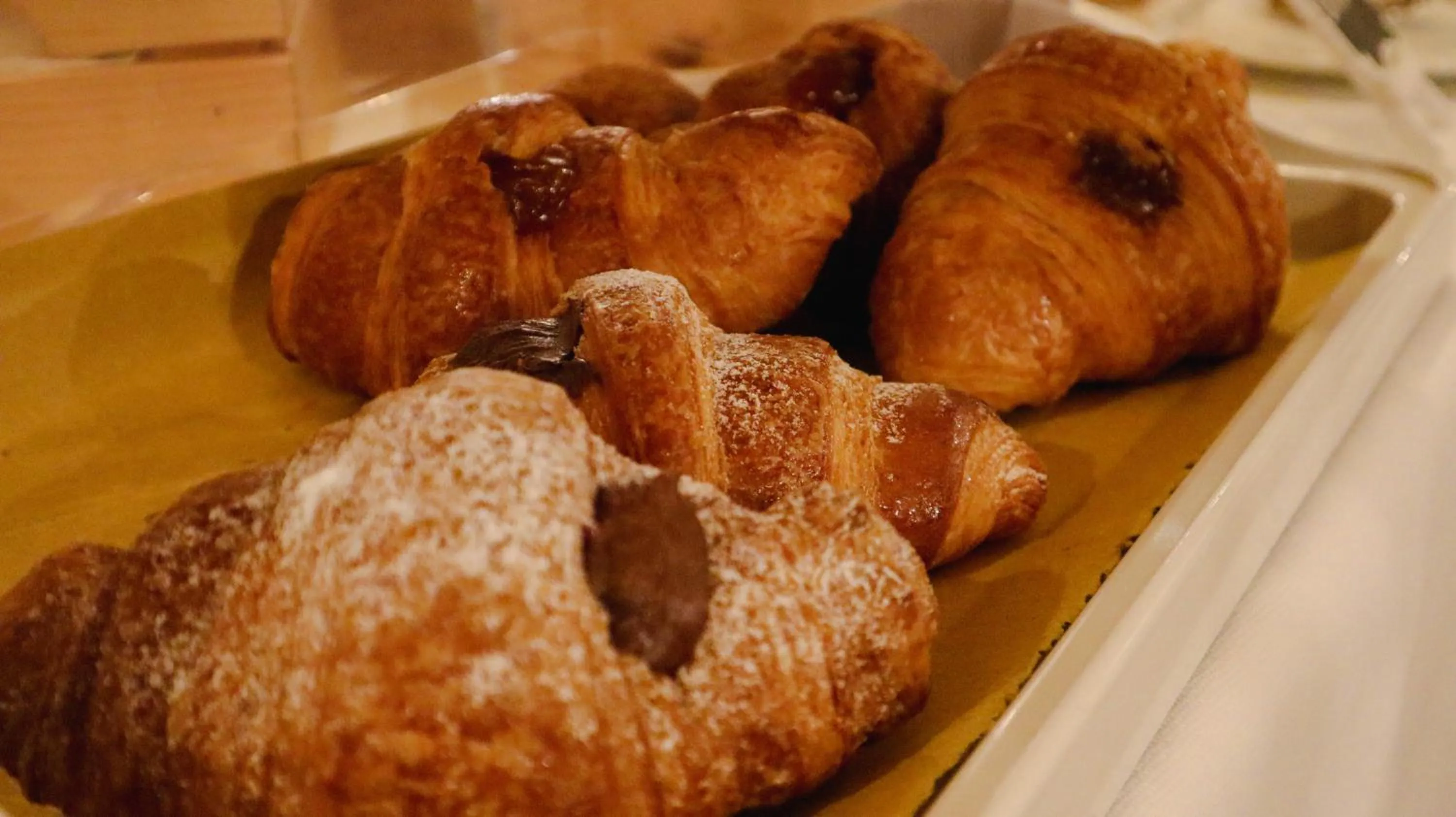 Breakfast in Hotel Enzo