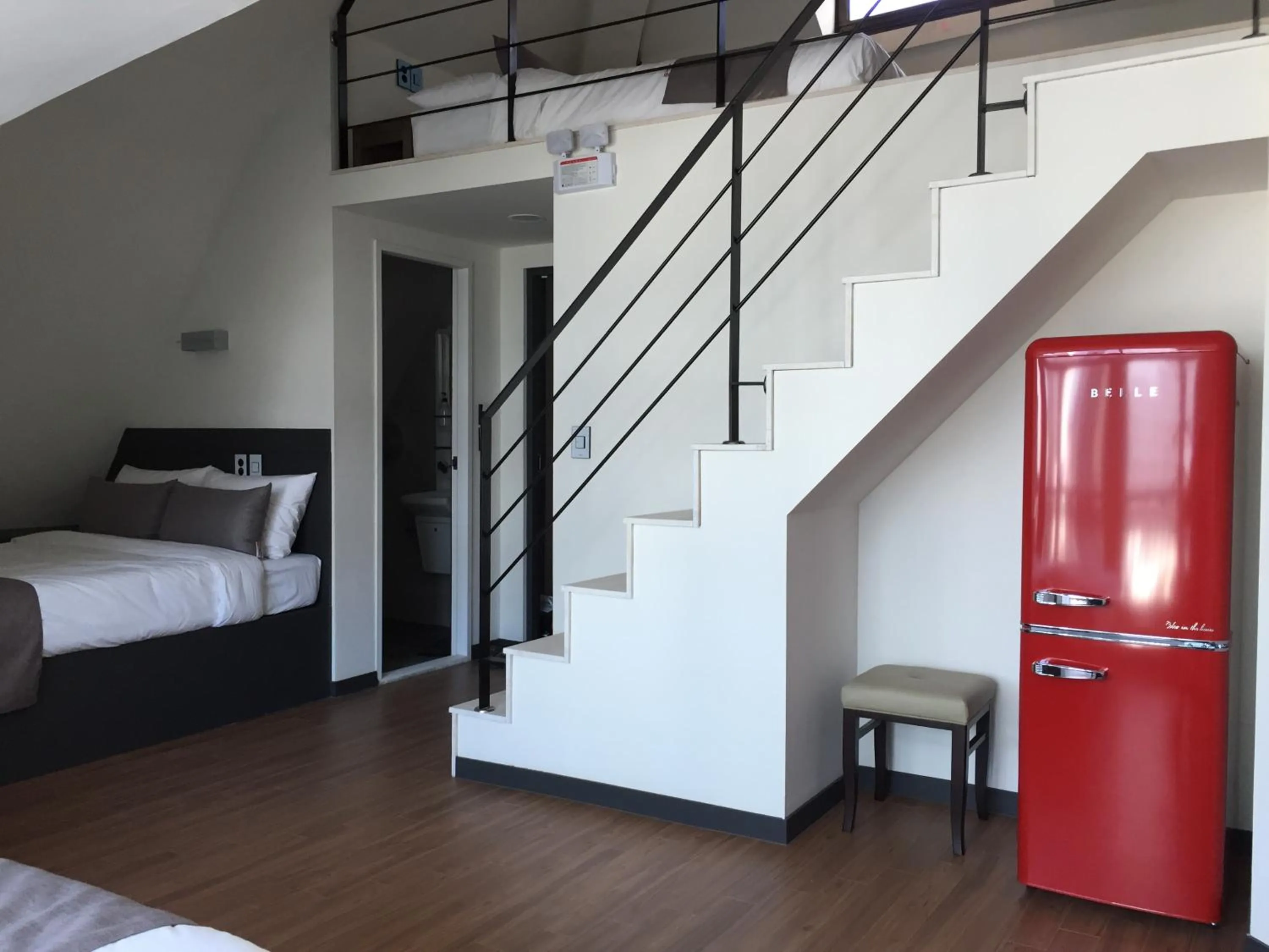 Bedroom, Bed in Ehwa In Myeongdong