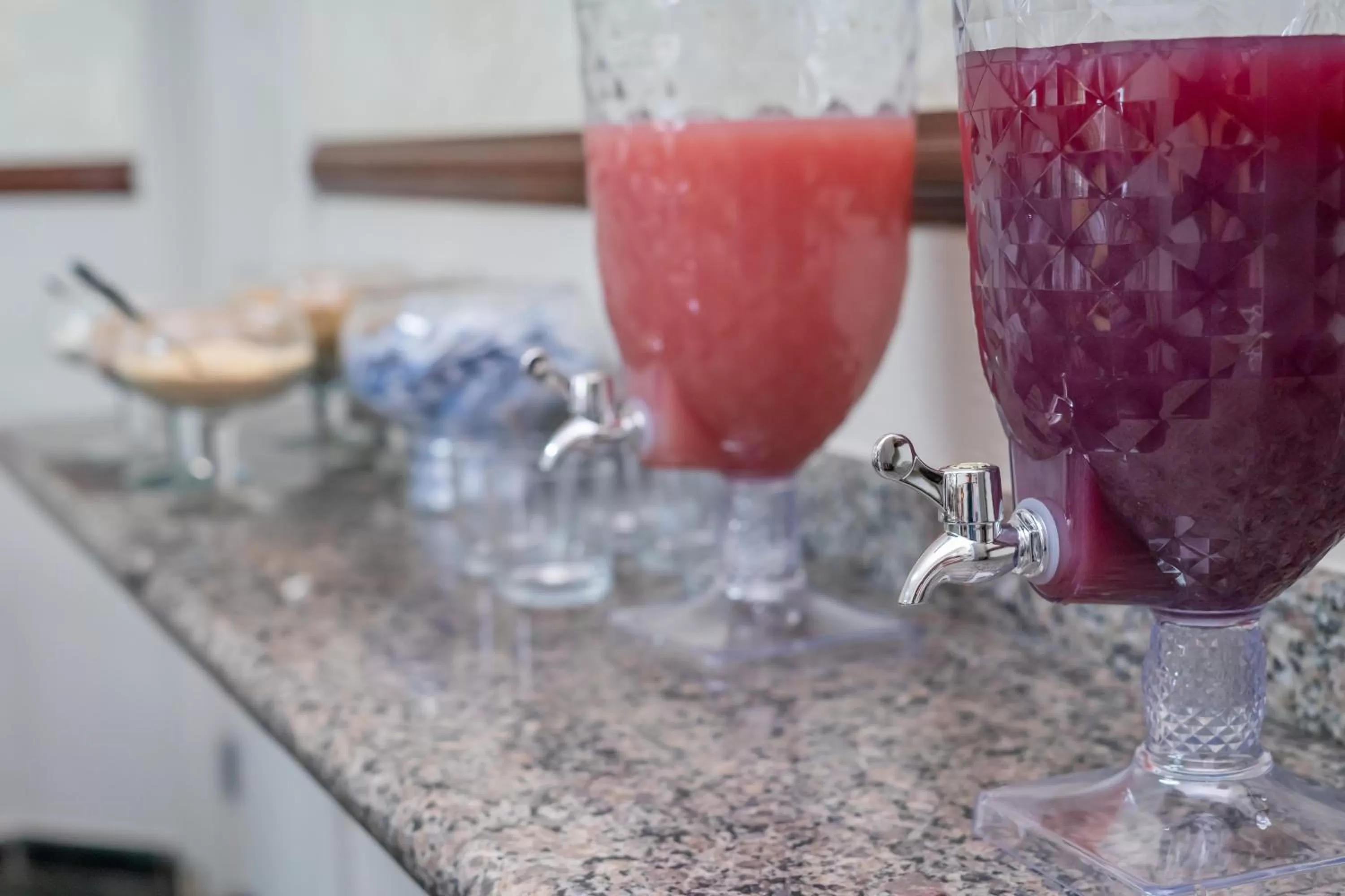 Food and drinks in Bandeirantes Hotel