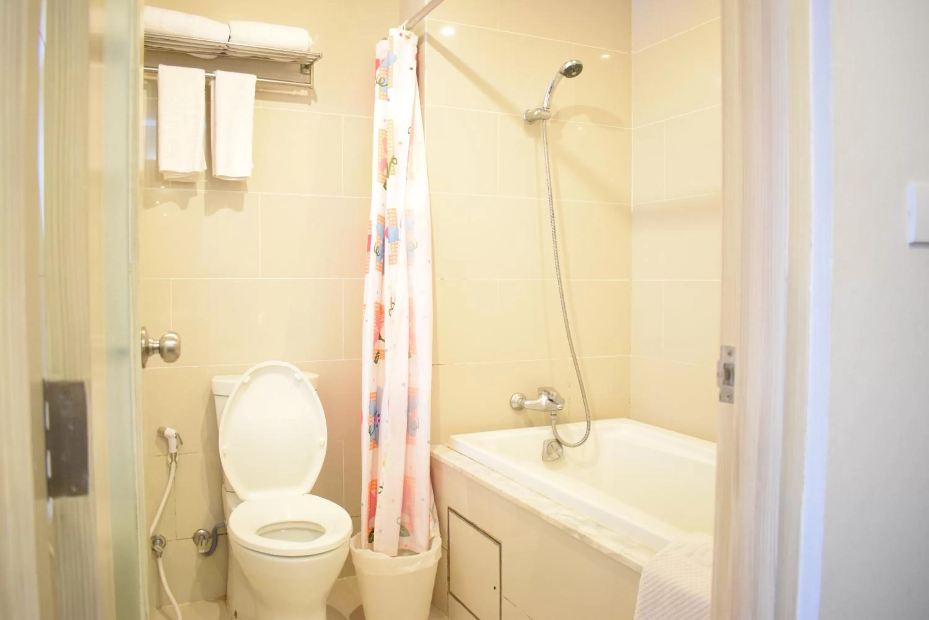 Trang Hotel Bangkok - SHA Plus